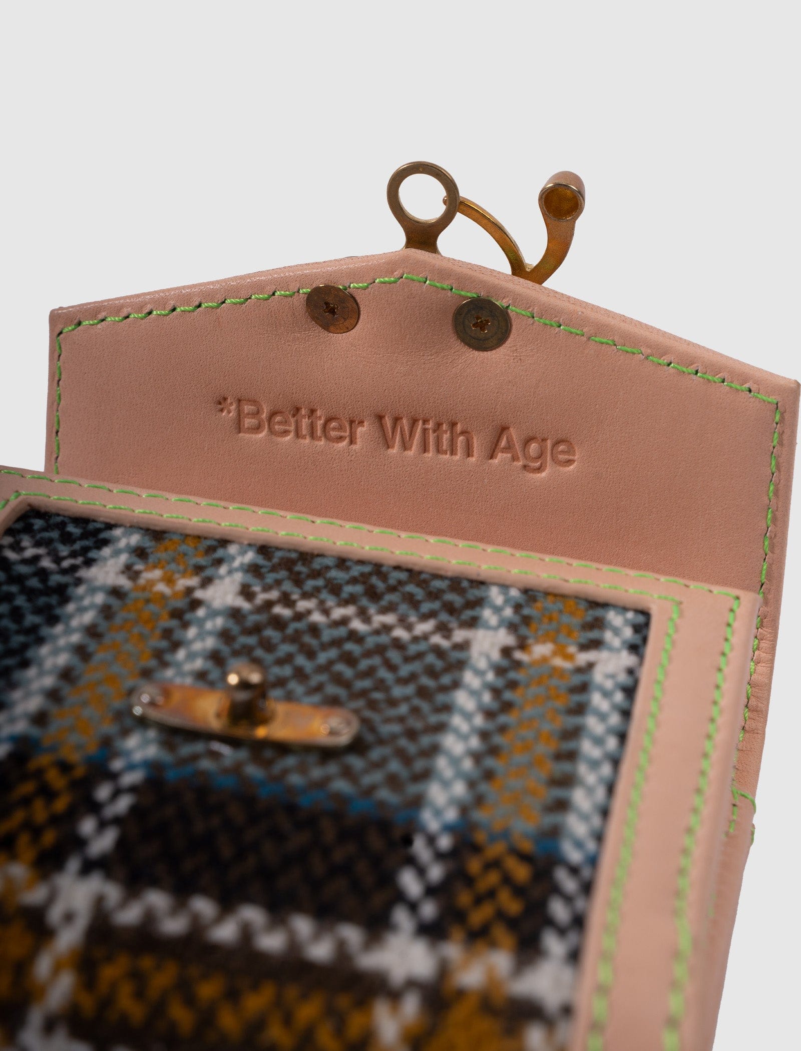 Better WITH AGE TENOR WALLET