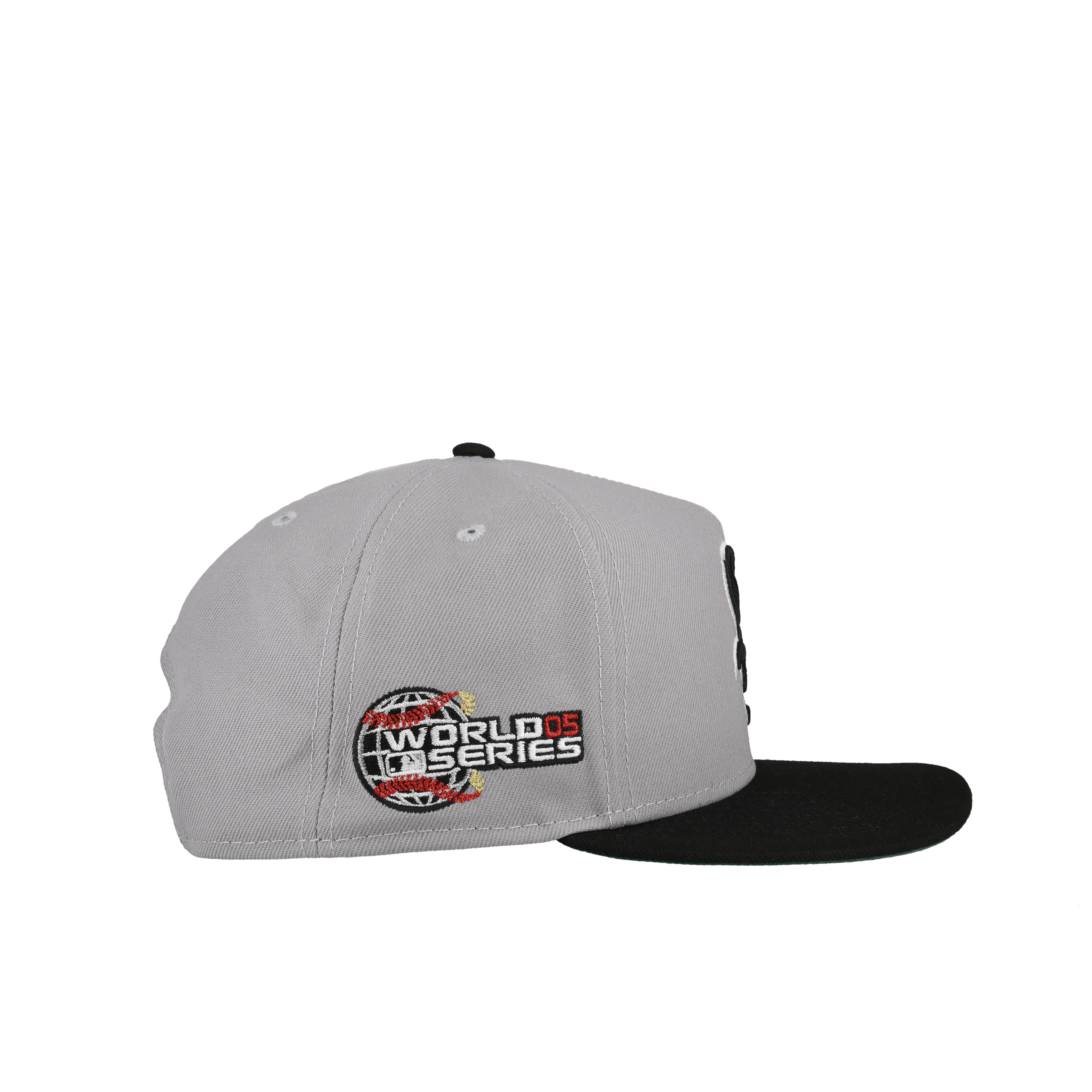 Chicago White Sox 2005 World Series Grey/Black 9Fifty A Frame Snapback Hat