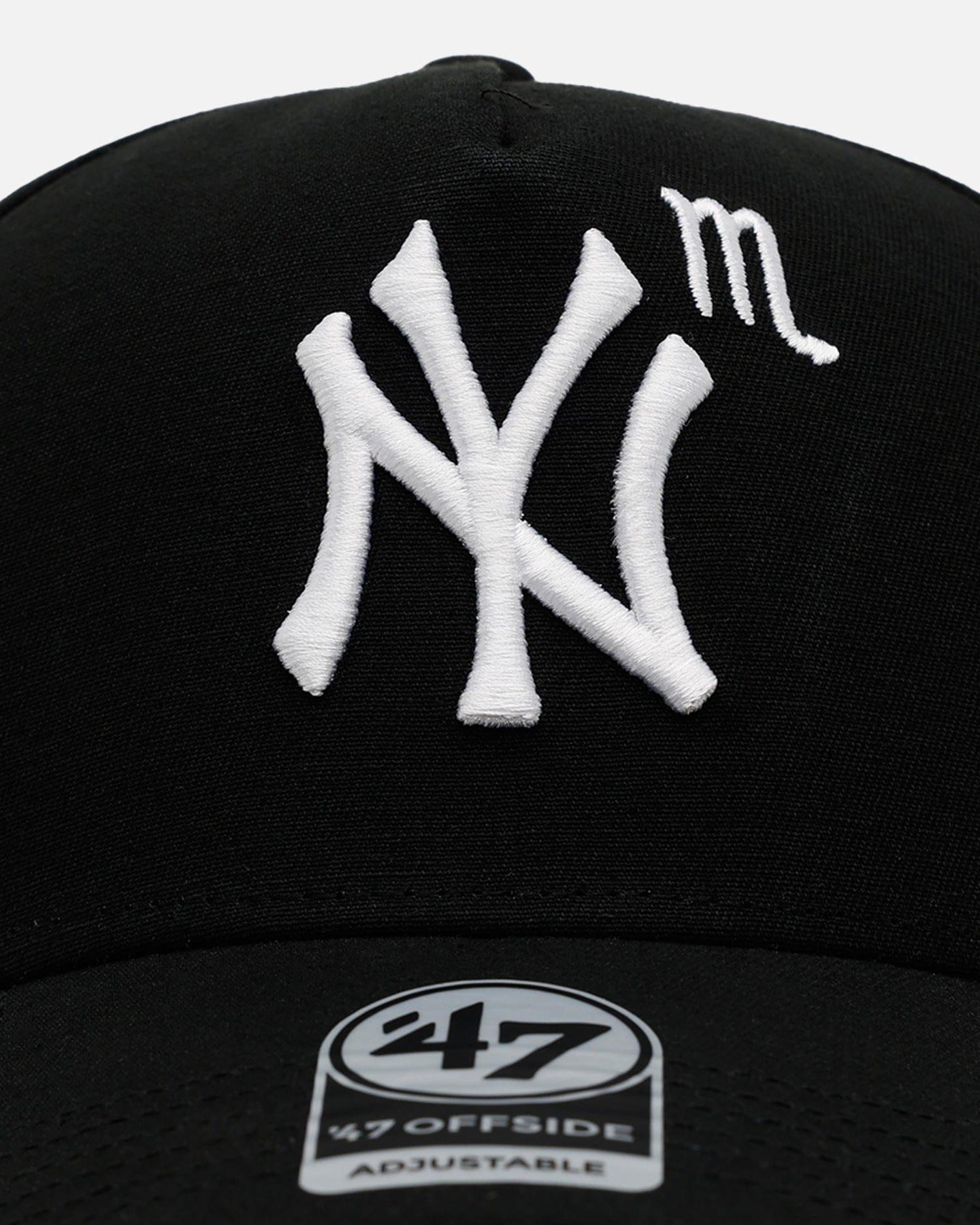 47 Brand New York Yankees Yankees Zodiac Scorpio 47 Offside Snapback Black