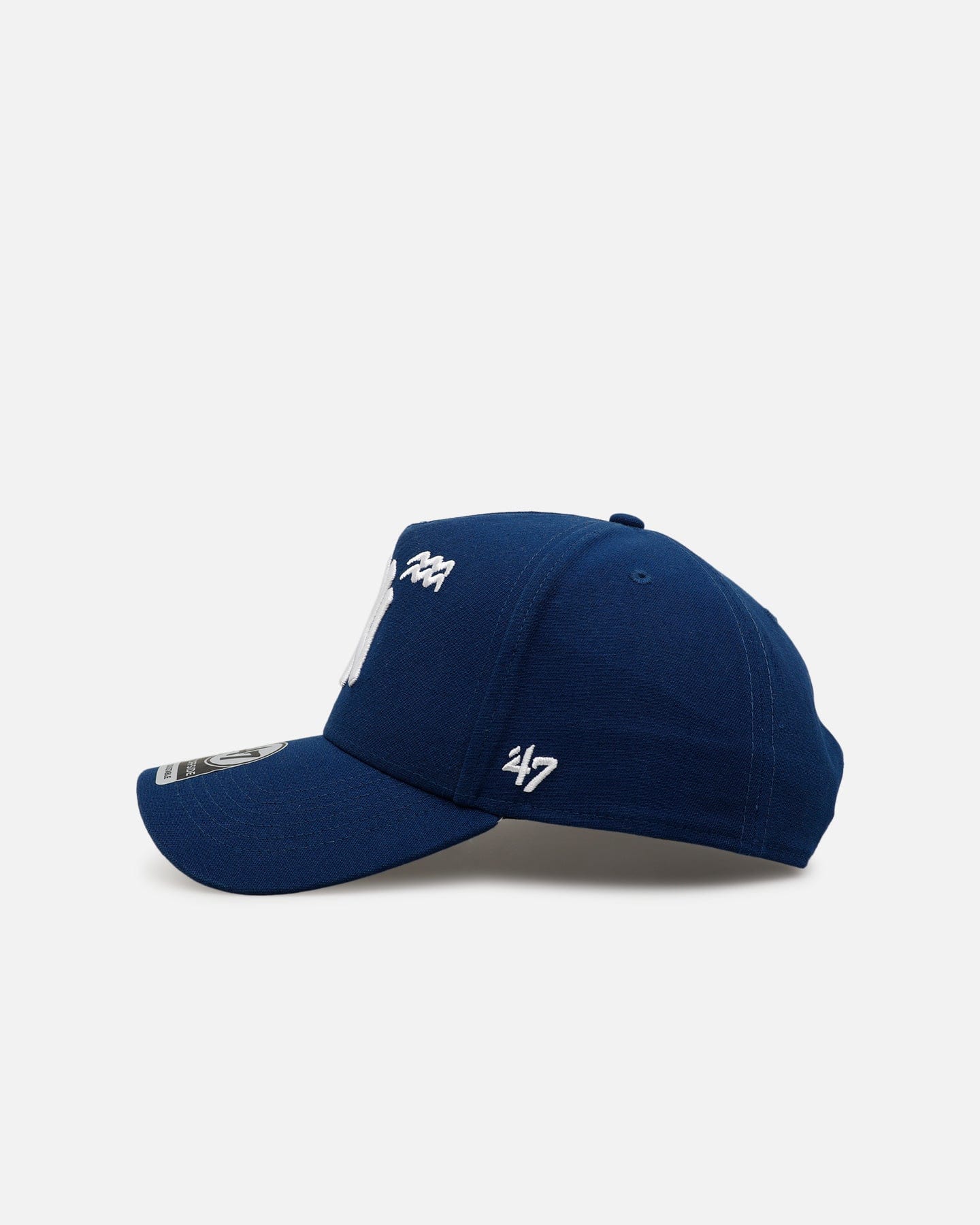 47 Brand New York Yankees Yankees Zodiac Aquarius 47 Offside Snapback Navy Blazer