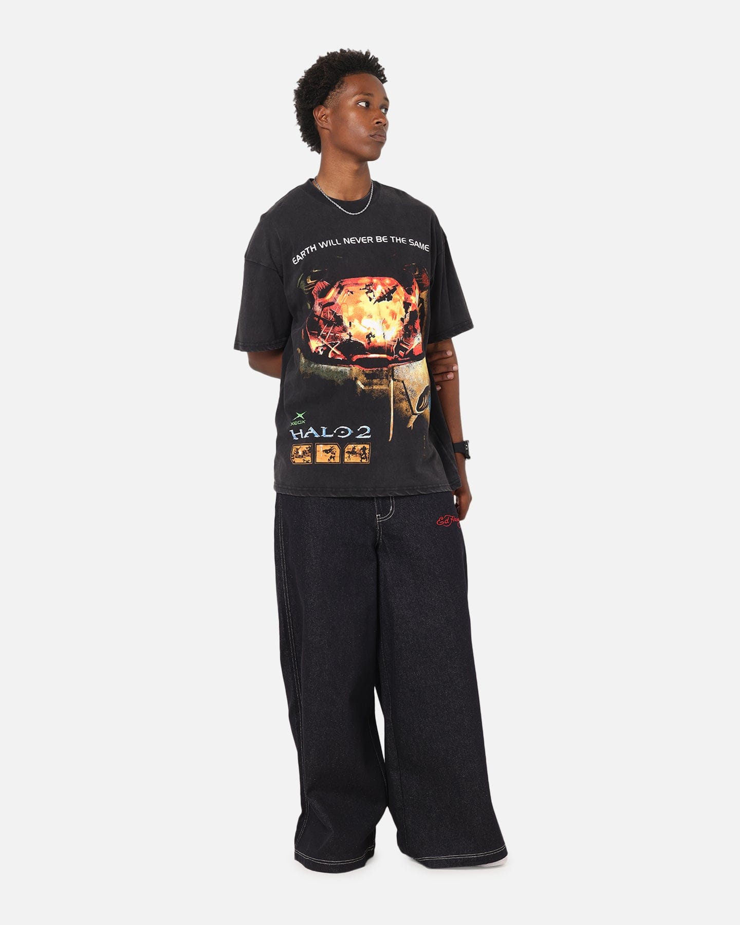 73studio x Halo Halo 2 Masterchief Vintage T - Shirt Off Black