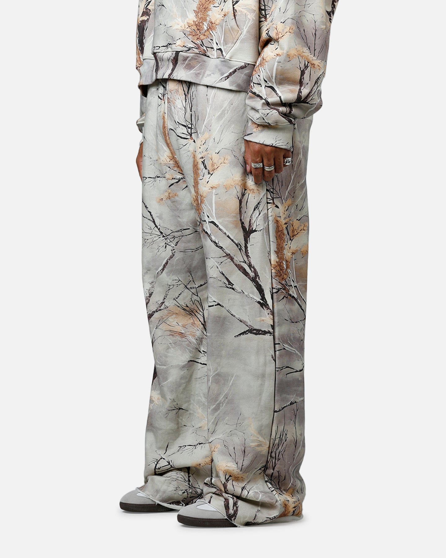 MNML Yoked Backed Sweatpants Snow Camo