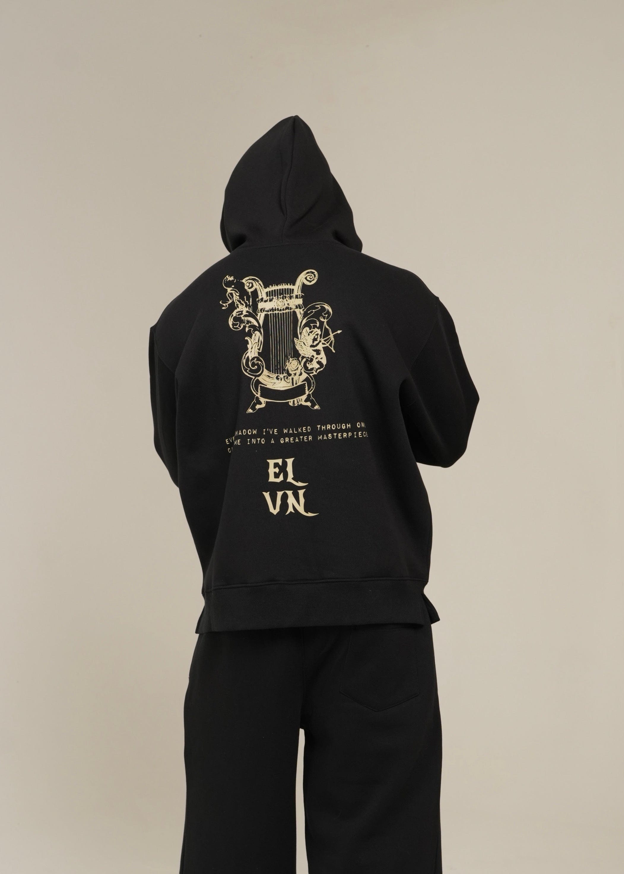 Elvn.tee CARVED ELEGANCE CROPPED HOODIE | BLACK