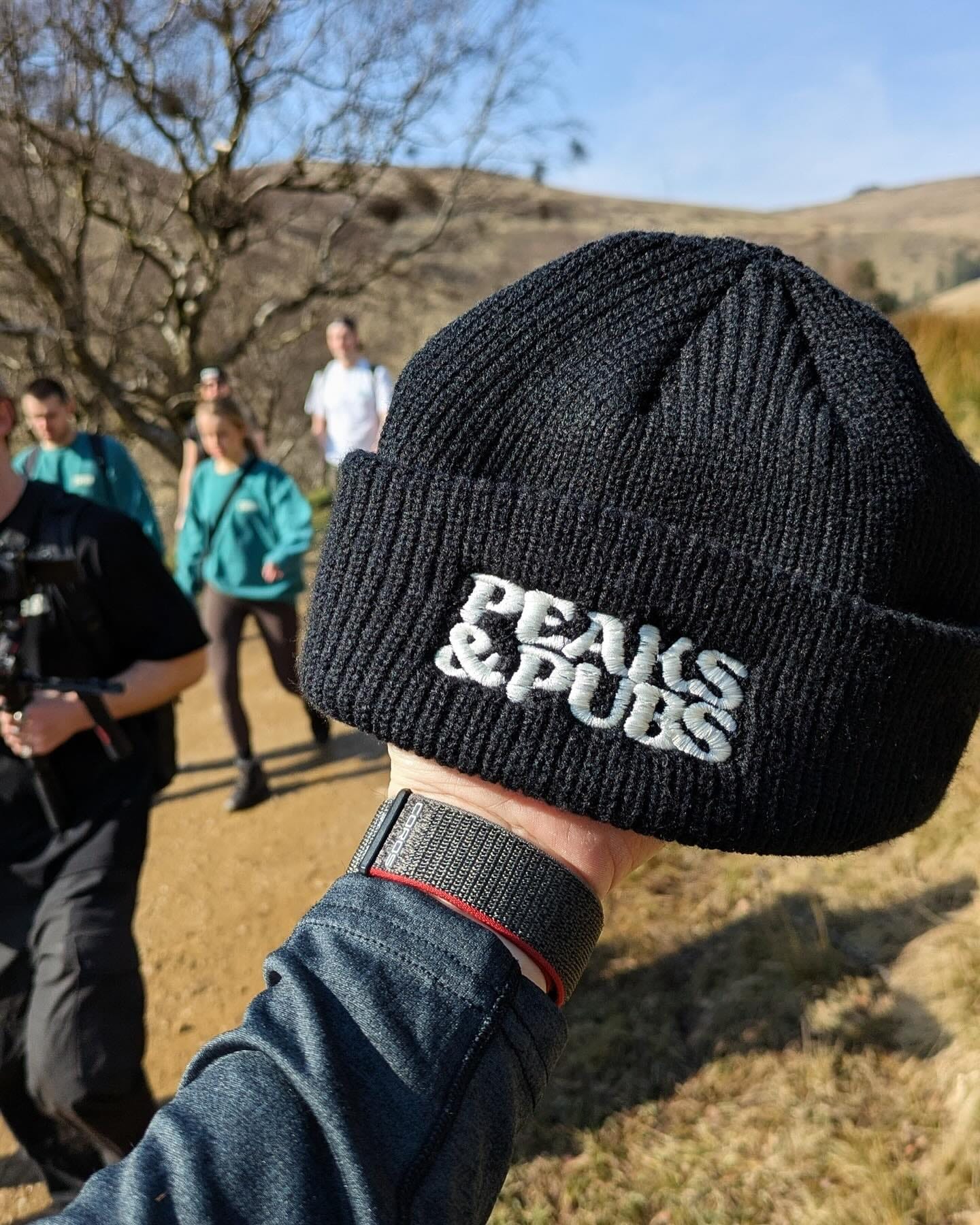Peaks & Pubs Logo Fisherman Ribbed Beanie - Black