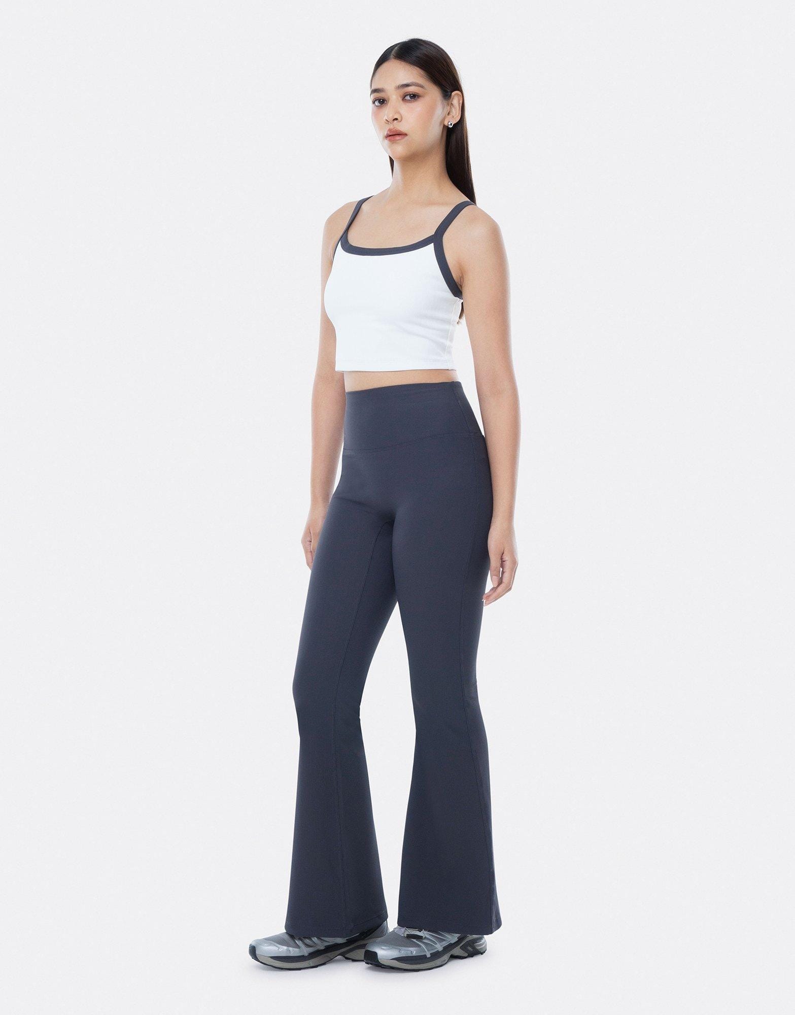Cheak Off Duty Flare Leggings