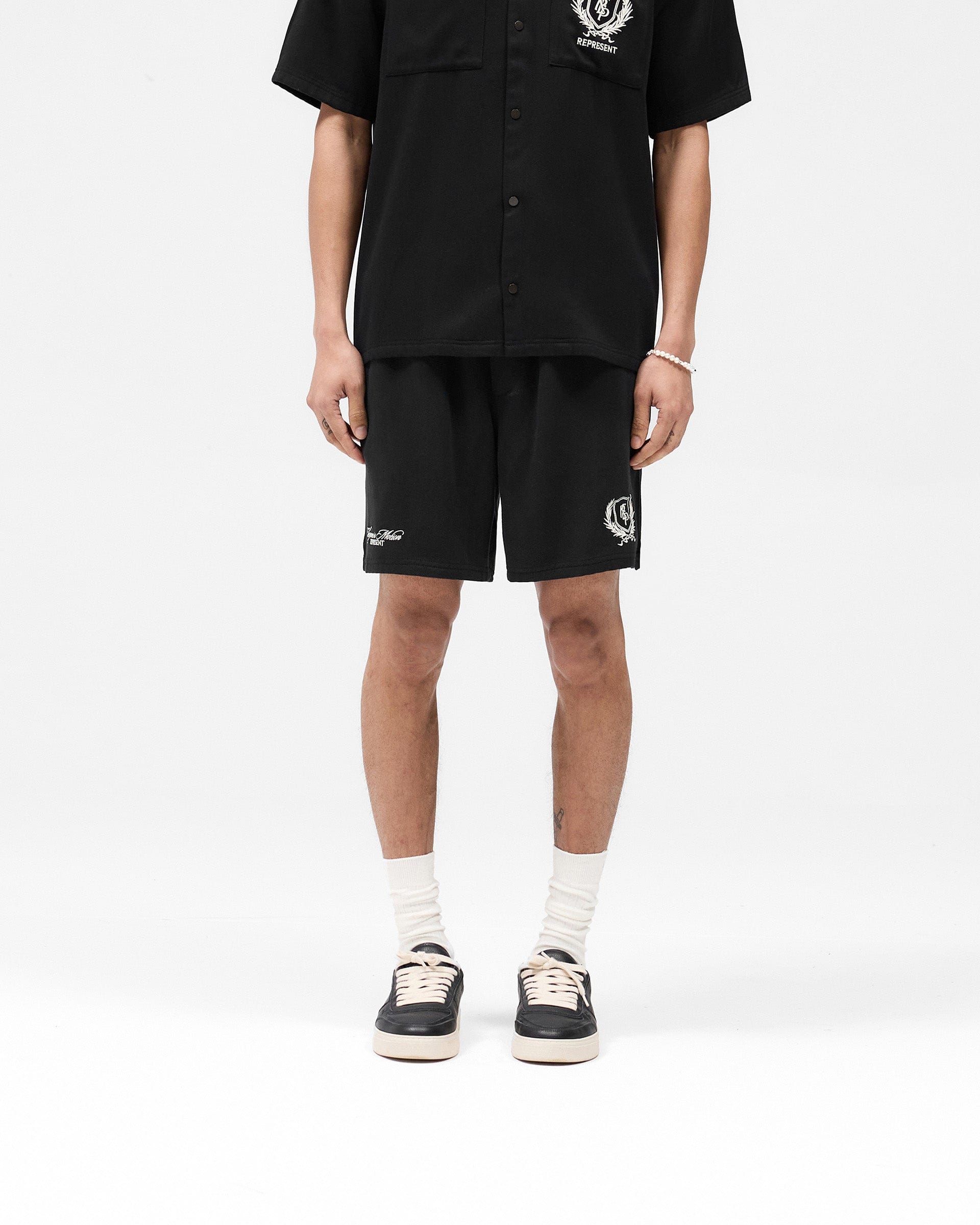 SS25 Represent Crest Short - Jet Black