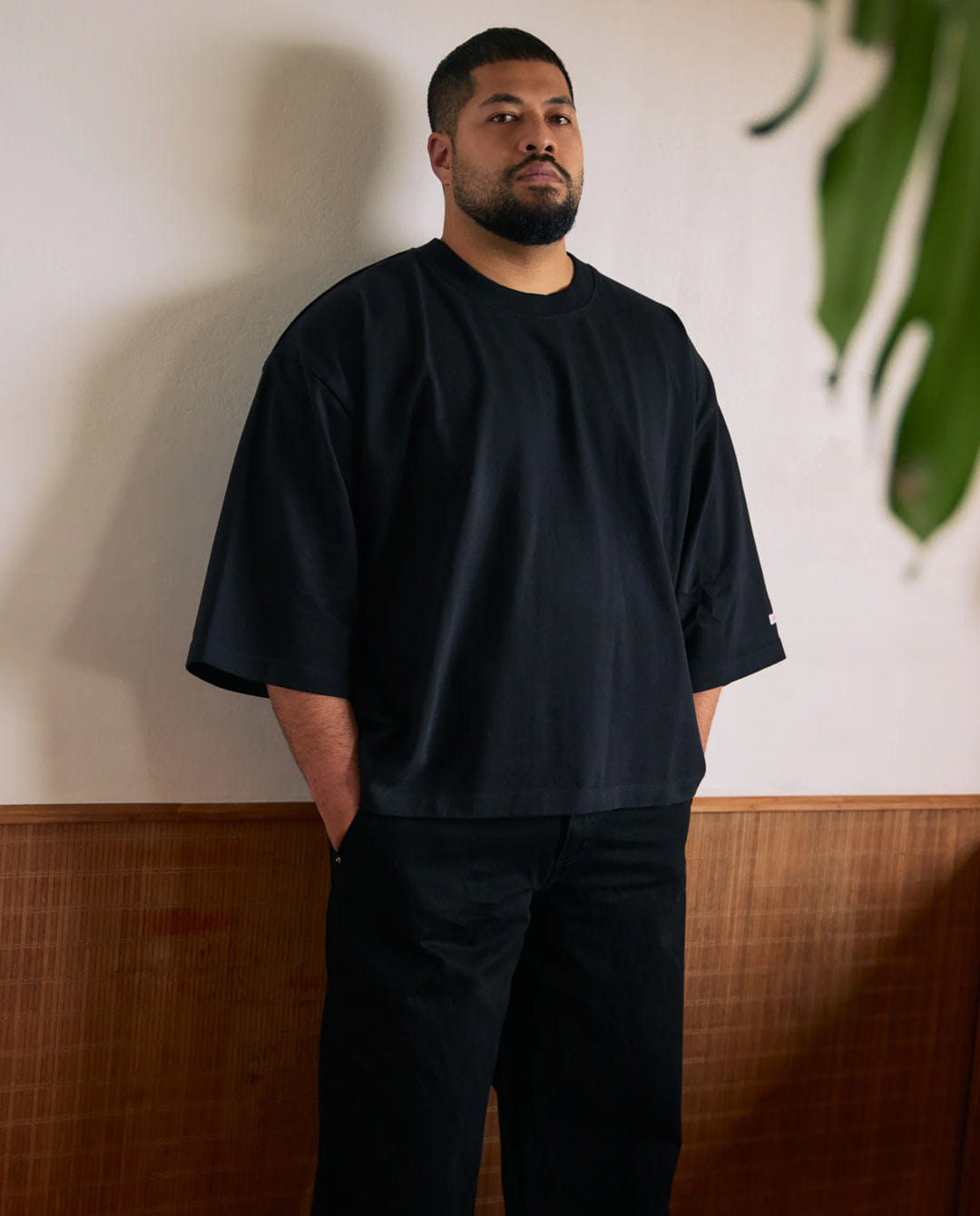 Checks Downtown - Wide T-Shirt - Black