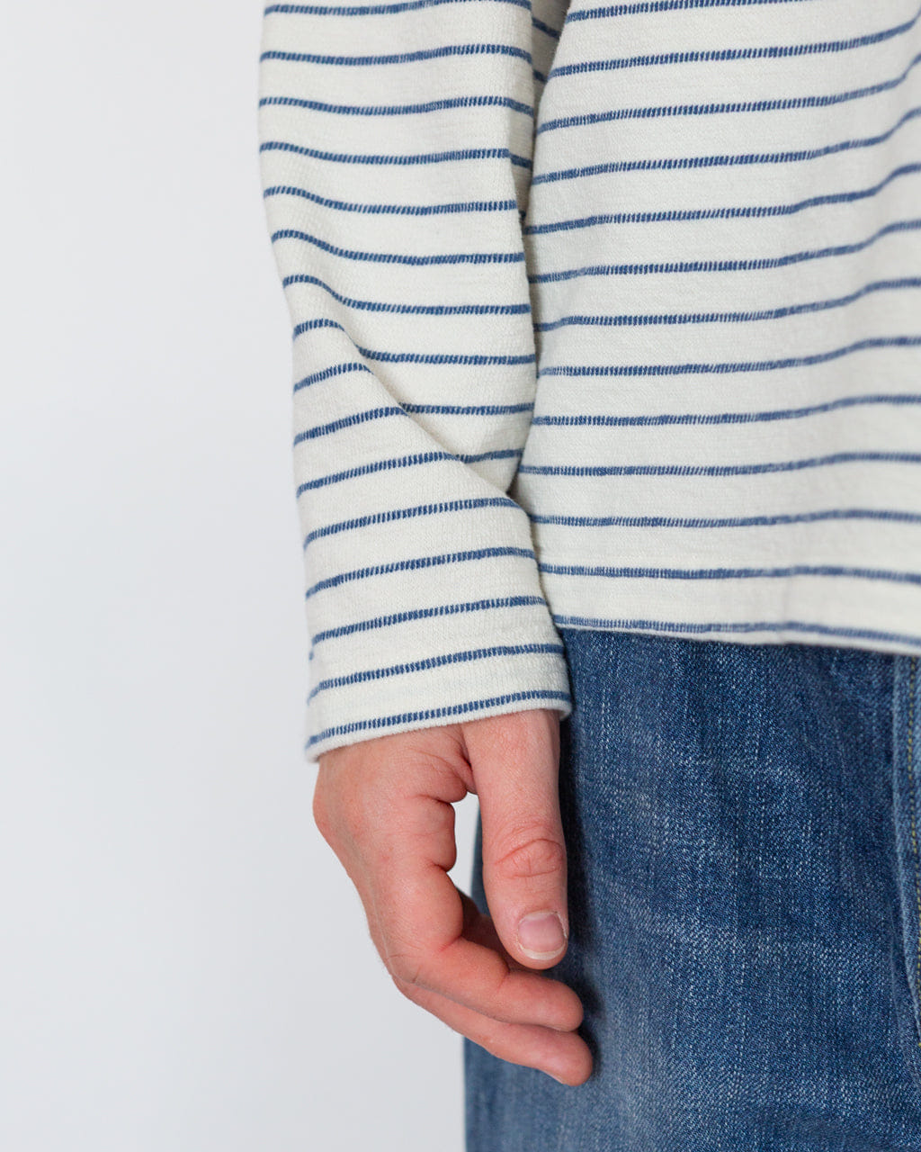 Folk L/S Texture T-Shirt - Ecru/Soft Blue