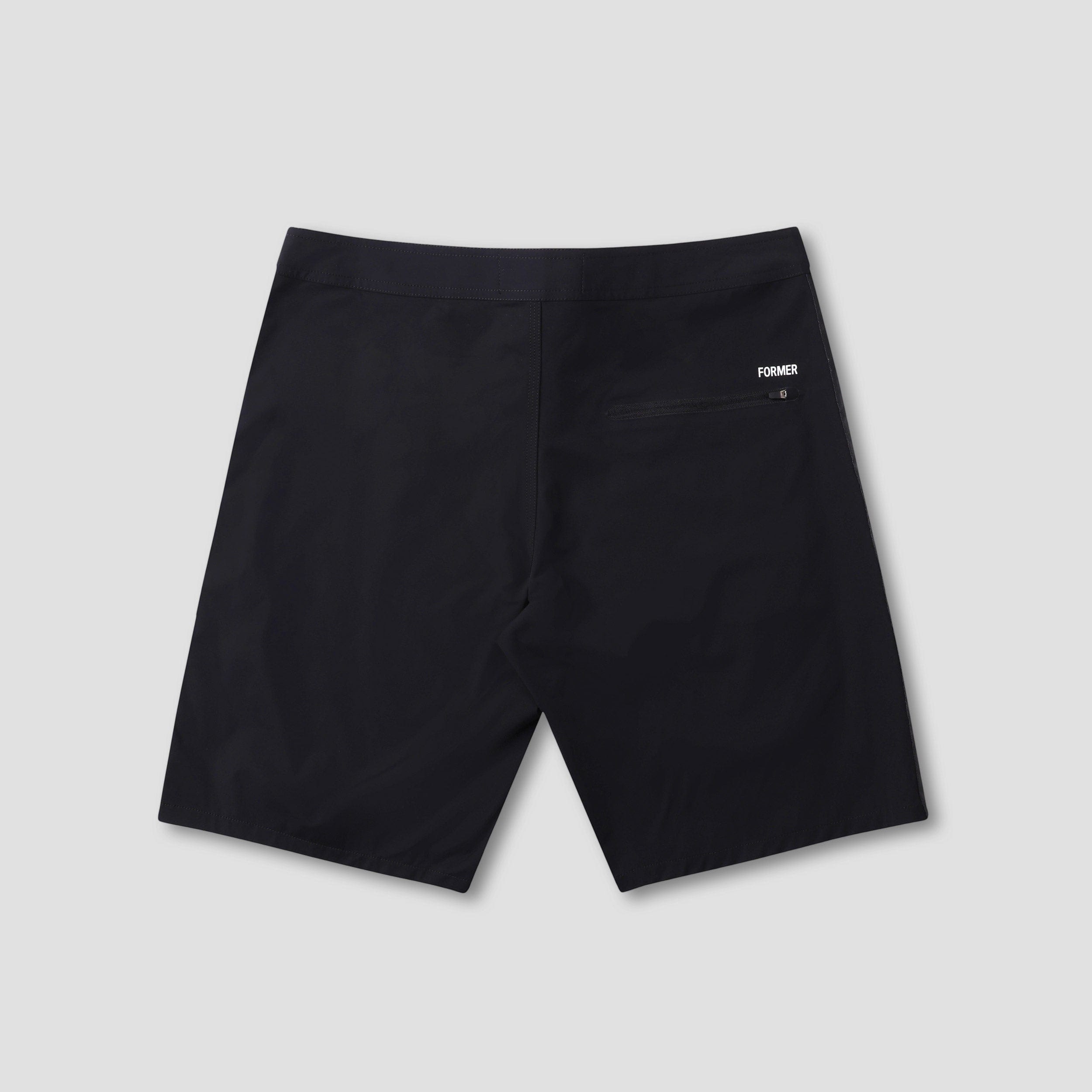 Former Militant 18.5 Trunk Black