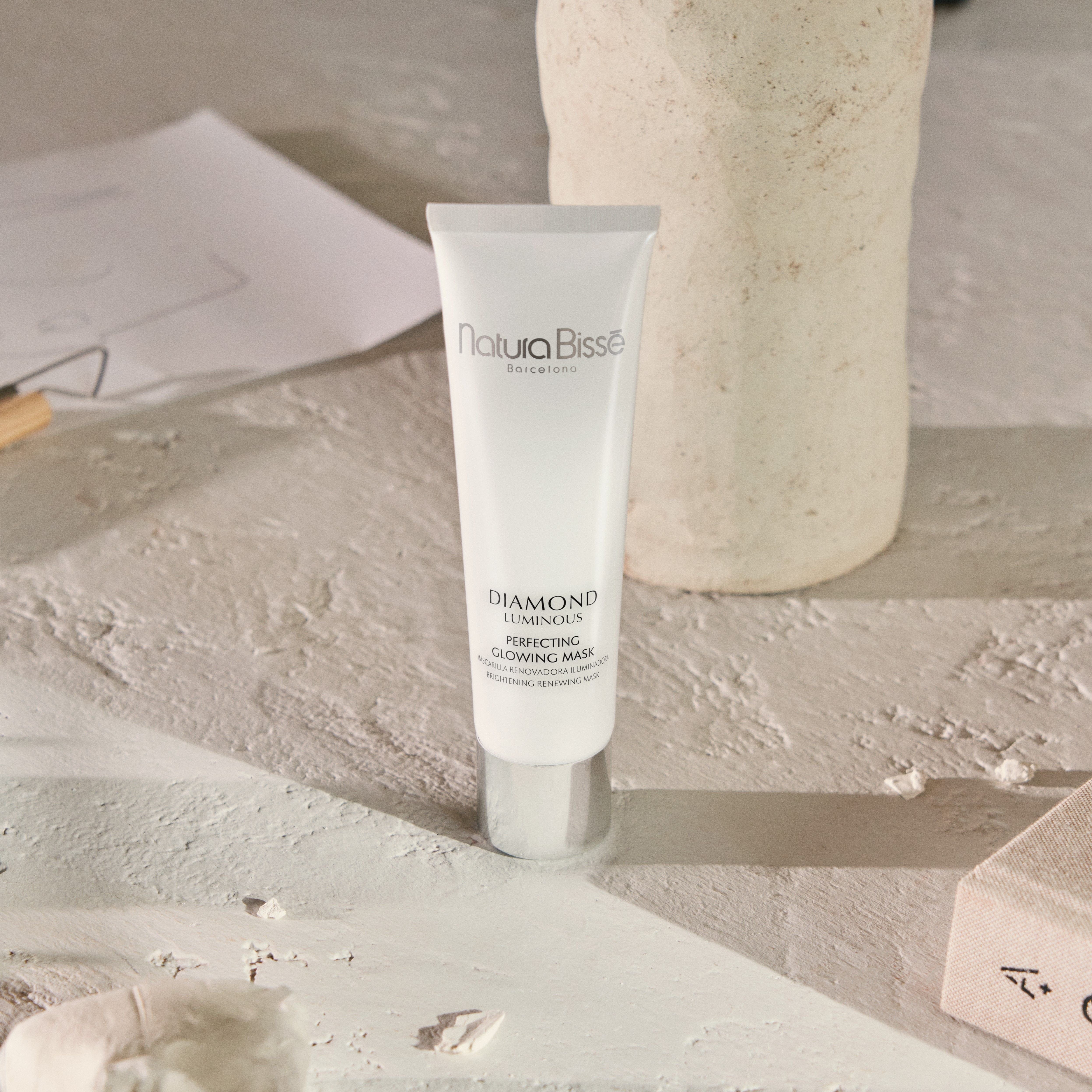 Natura Bissé Diamond Luminous Perfecting Glowing Mask