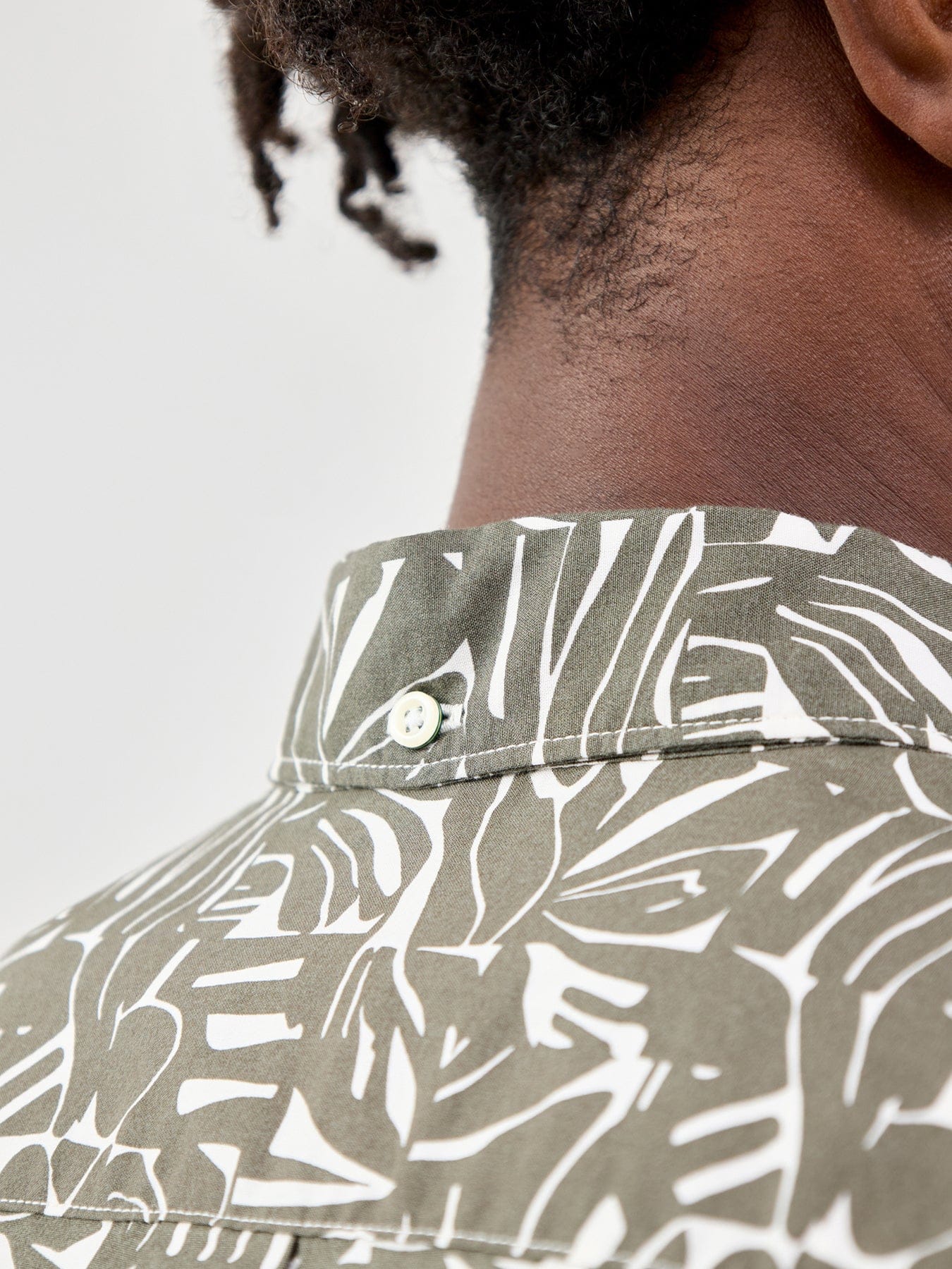 Barbour Lifestyle Orton Printed Short Sleeve Summer Shirt Olive