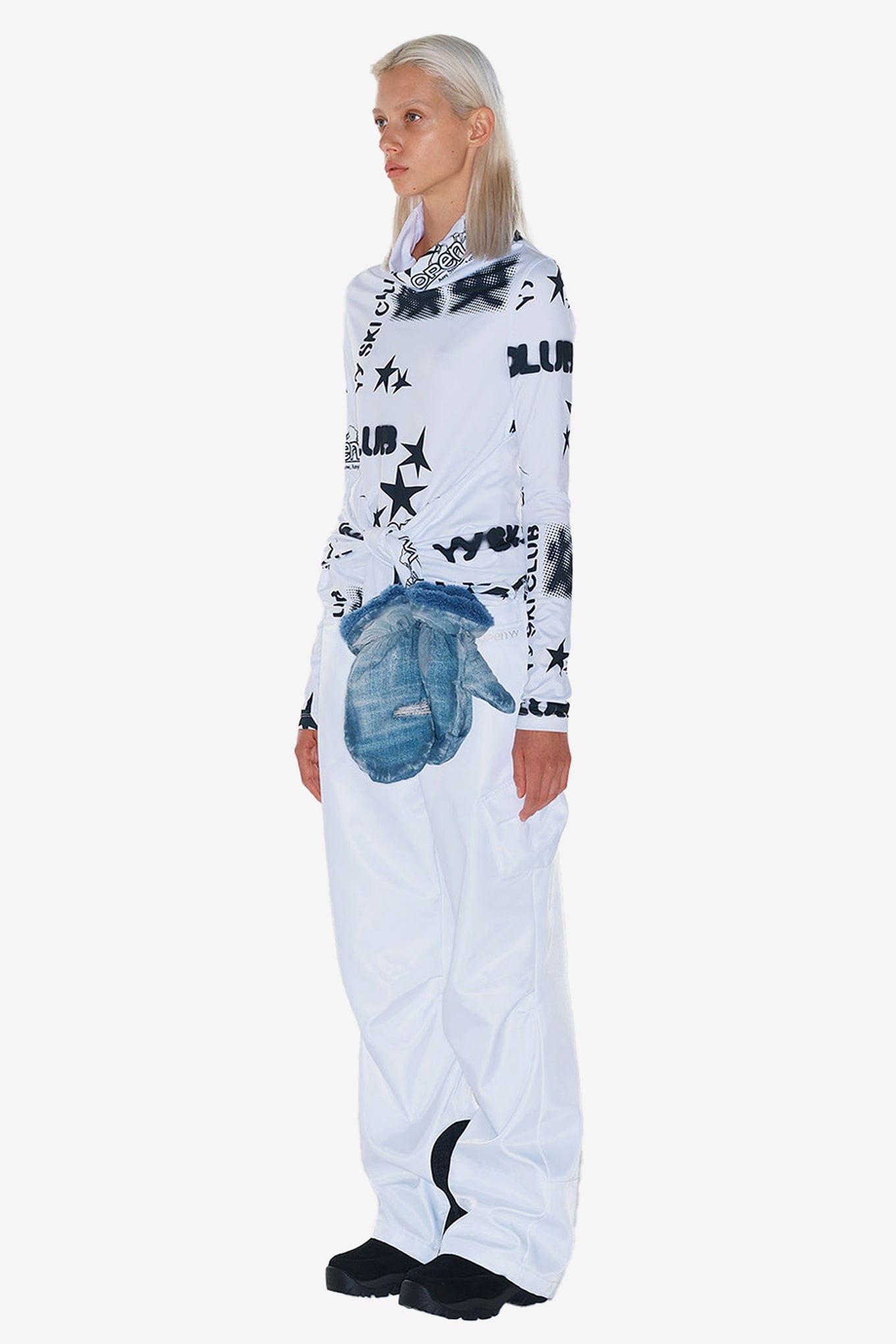 OPEN YY COLLAGE KNOT TOP