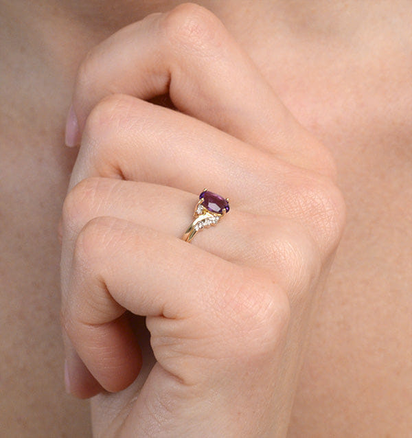 Diamond Amethyst 0.68ct And Diamond 9K Gold Ring