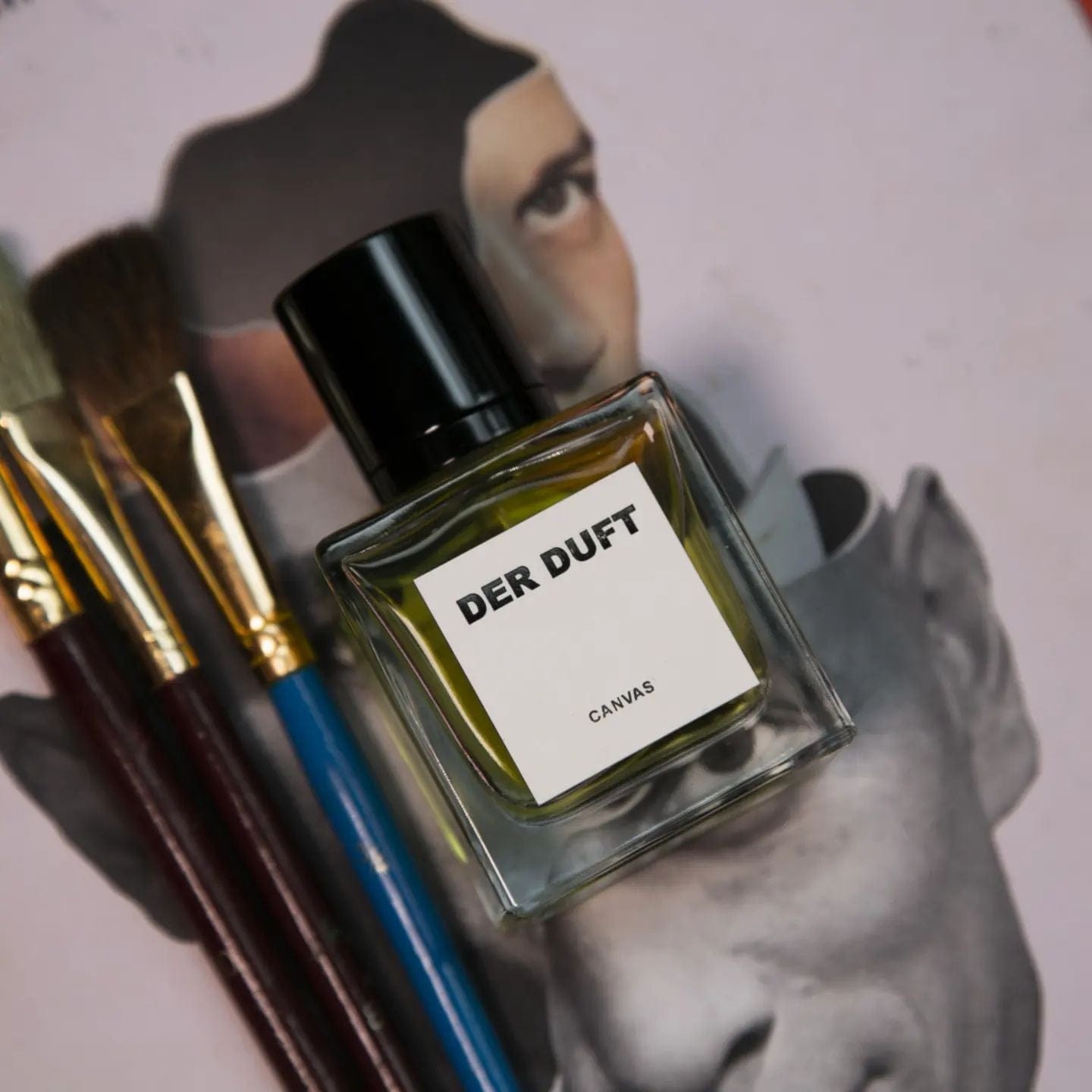 Der Duft Canvas (Discontinued)