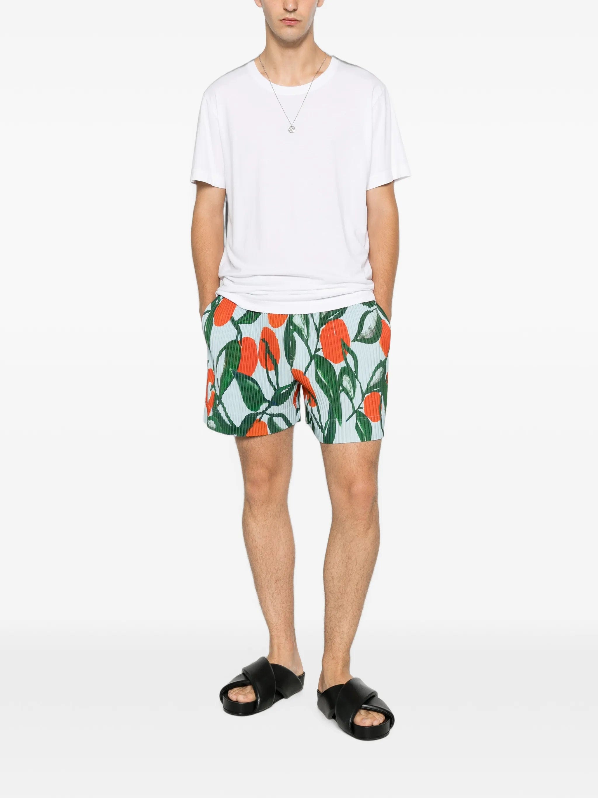 Homme Plissé Issey Miyake fruit - print pleated shorts