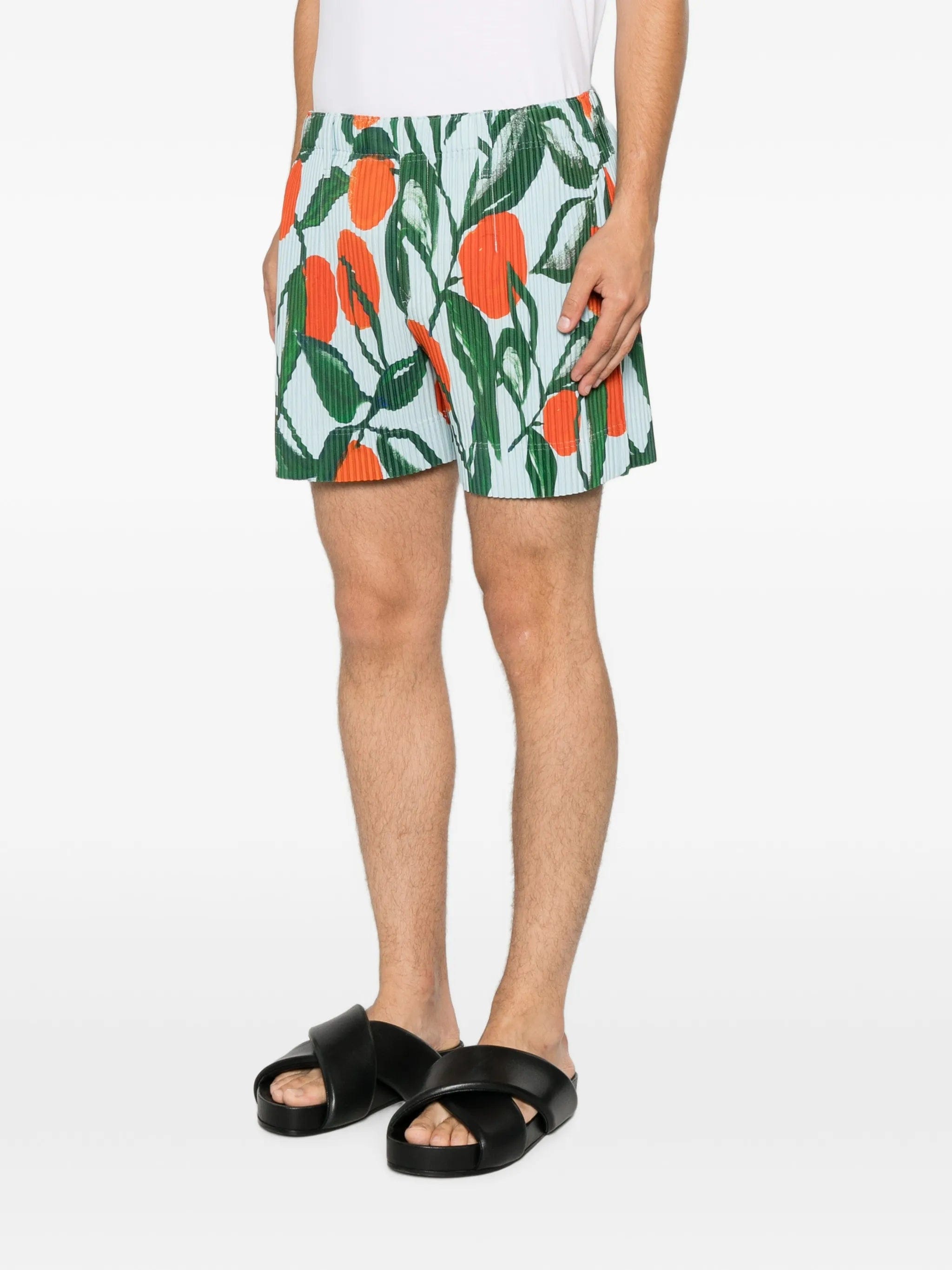 Homme Plissé Issey Miyake fruit - print pleated shorts