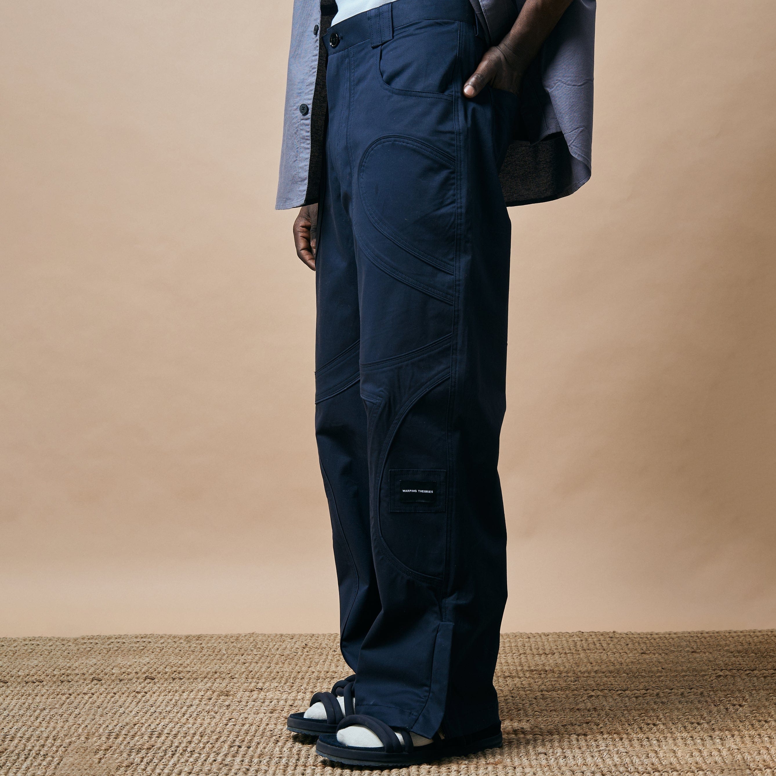 Warping Theories ARCH PANEL CARGO - NAVY BLUE