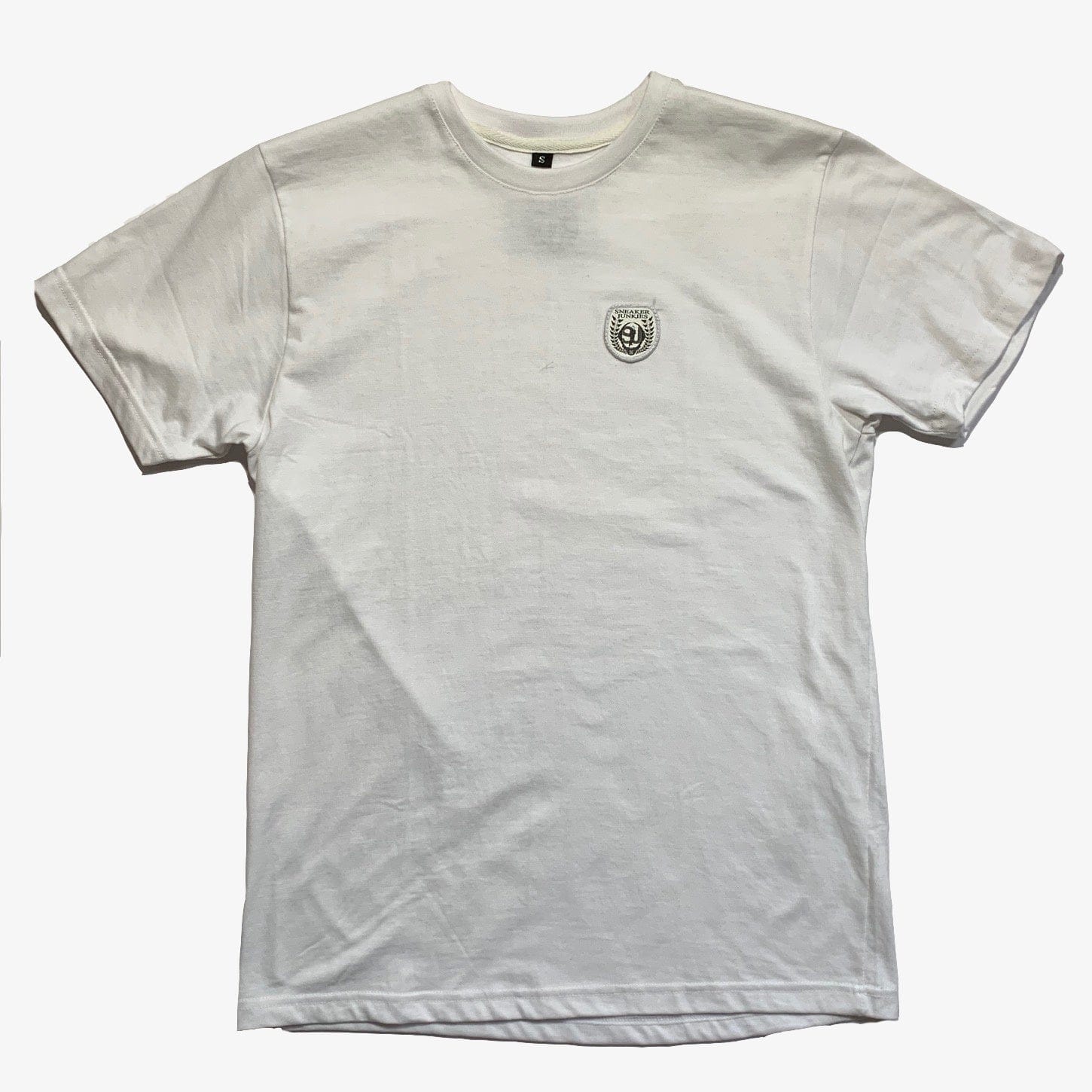 WHITE* Sneaker Junkies Patch Logo T-Shirt White