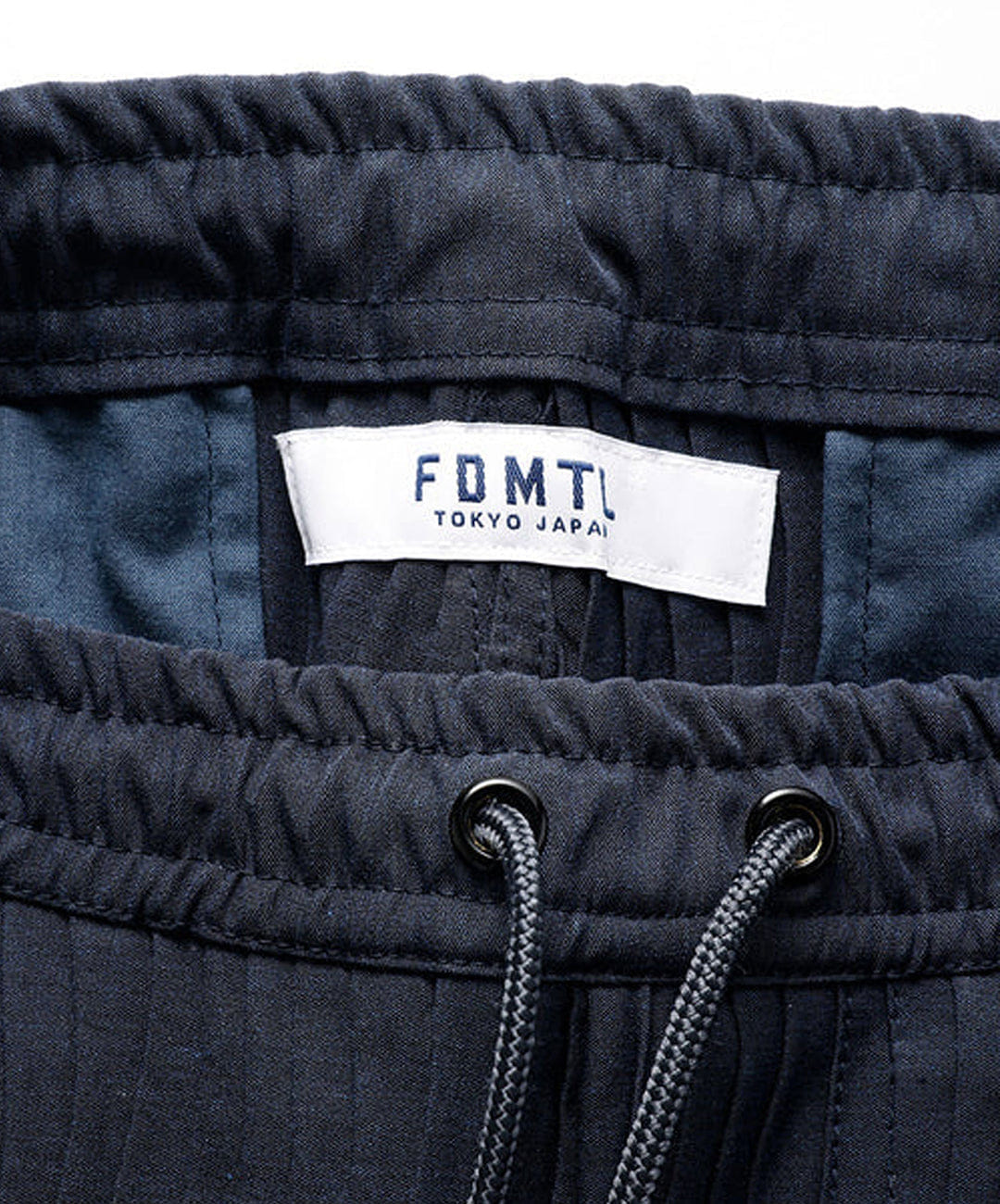FDMTL | PLEATED CARGO PANTS { NAVY
