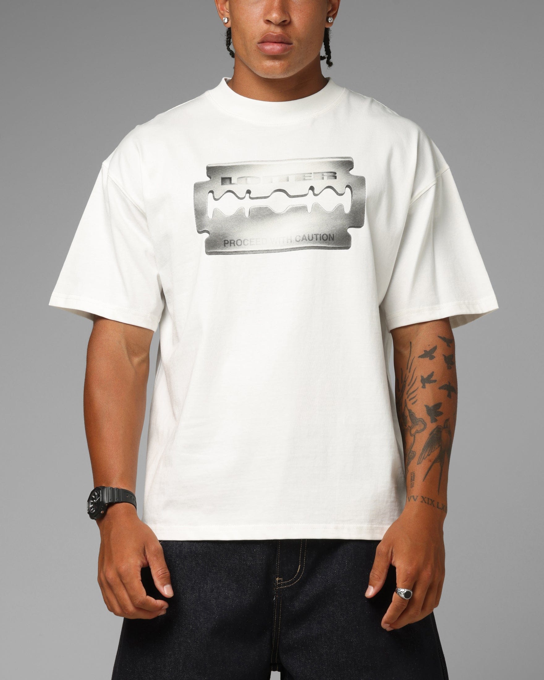 Loiter Blade T - Shirt Off White
