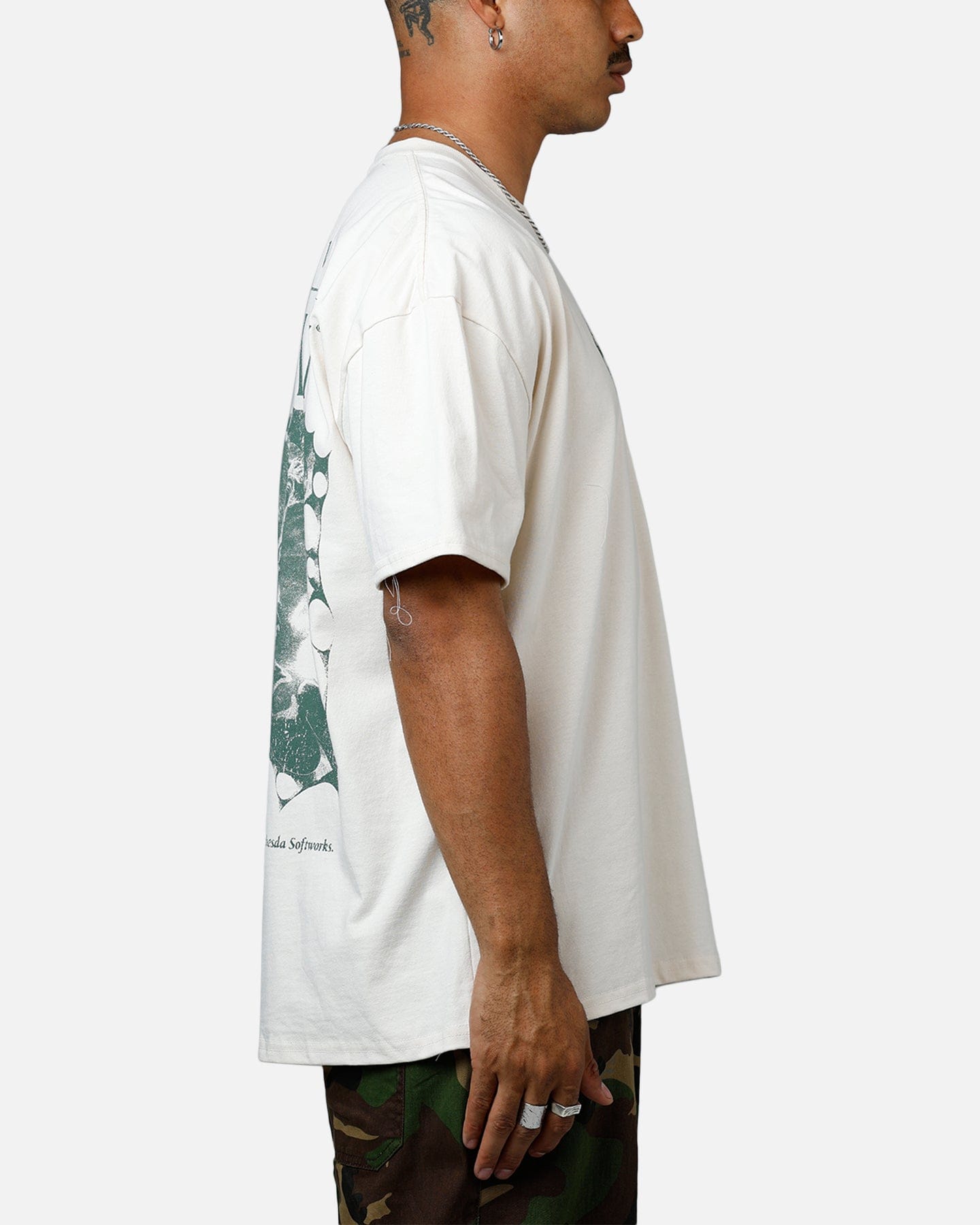 73studio x The Elder Scrolls V: Skyrim Vintage T - Shirt Off White