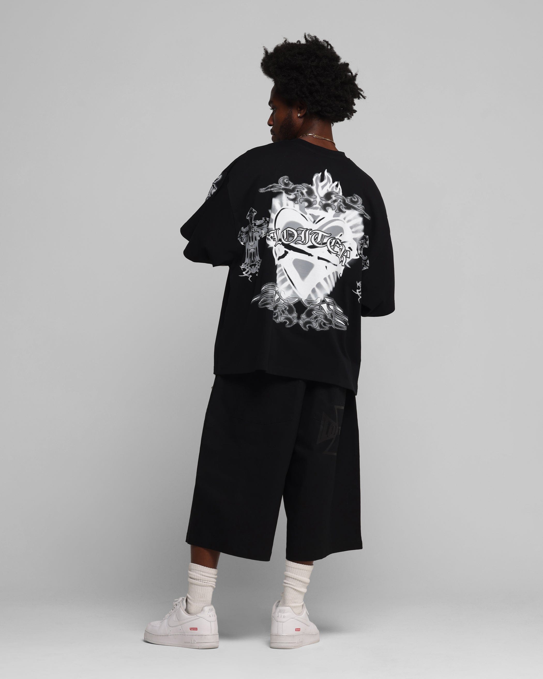 Loiter Hearts T - Shirt Black