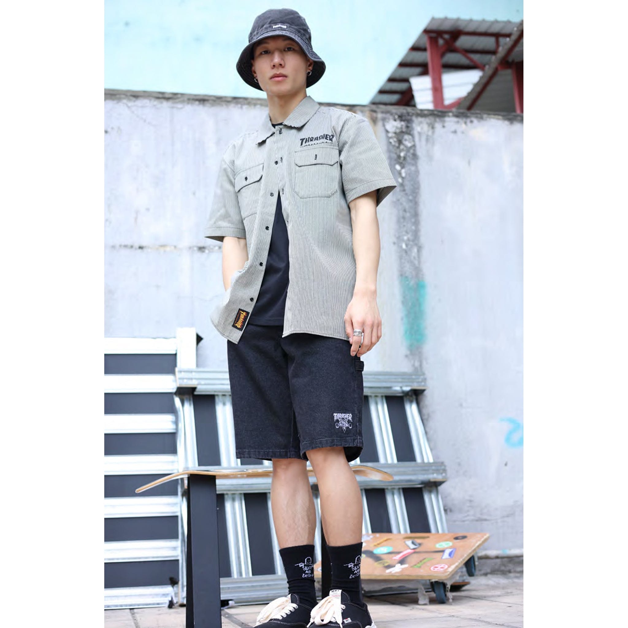 Thrasher SKATEGOAT DENIM CARPENTER SHORTS (Black)
