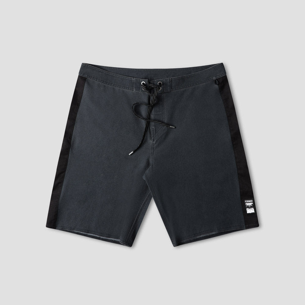 Former System 19 Trunk Black