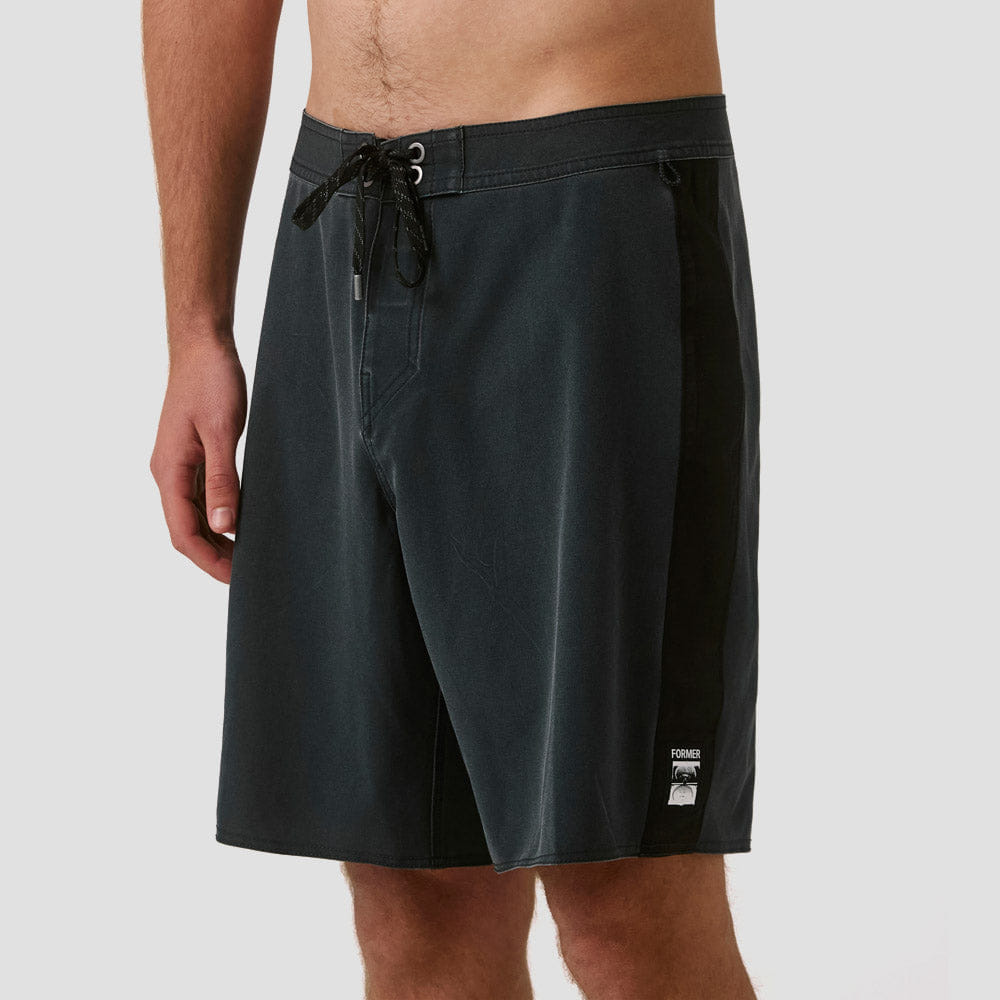 Former System 19 Trunk Black