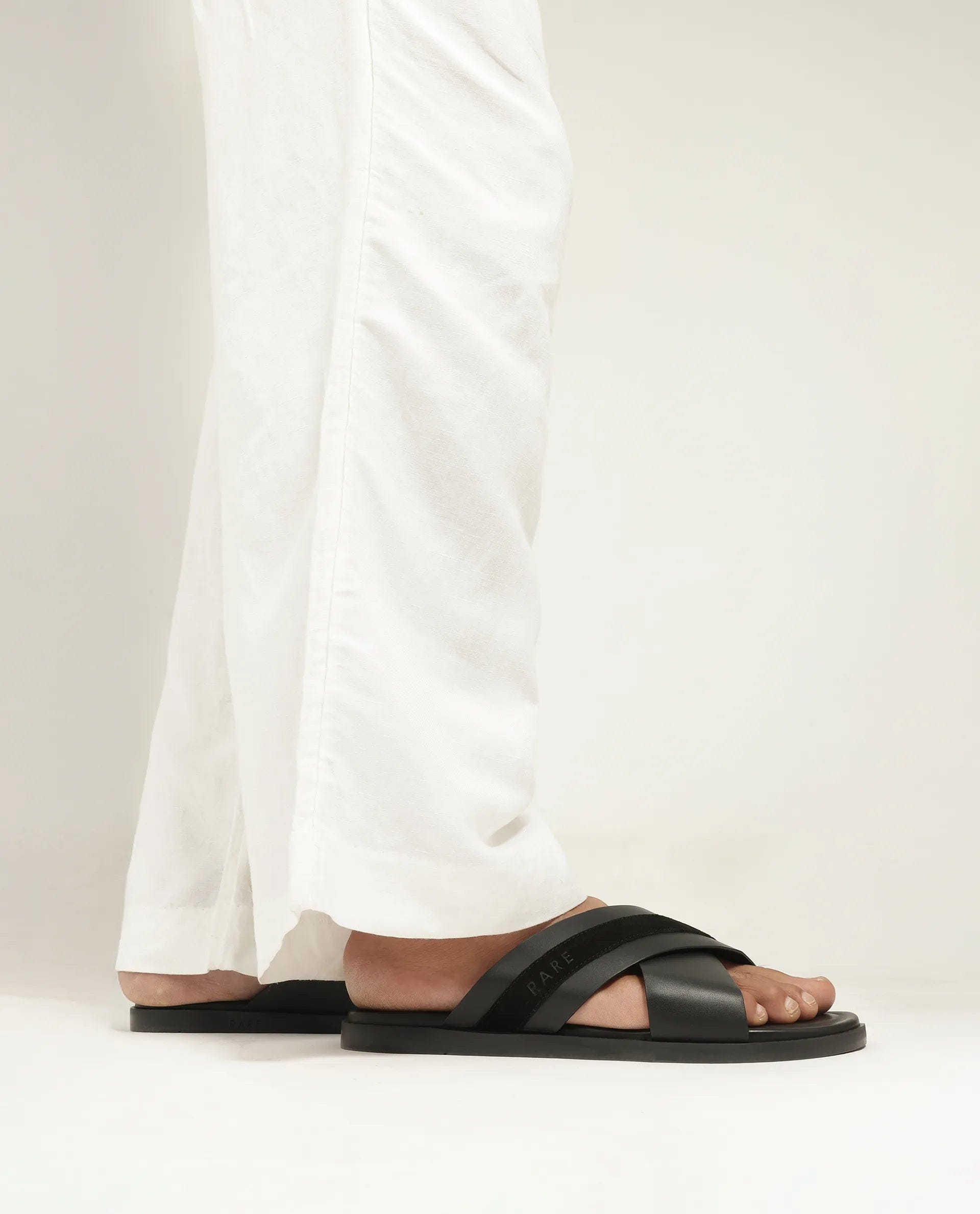 RAREZ Rare Rabbit Men's Stride Black Slip - On Closure Sandal