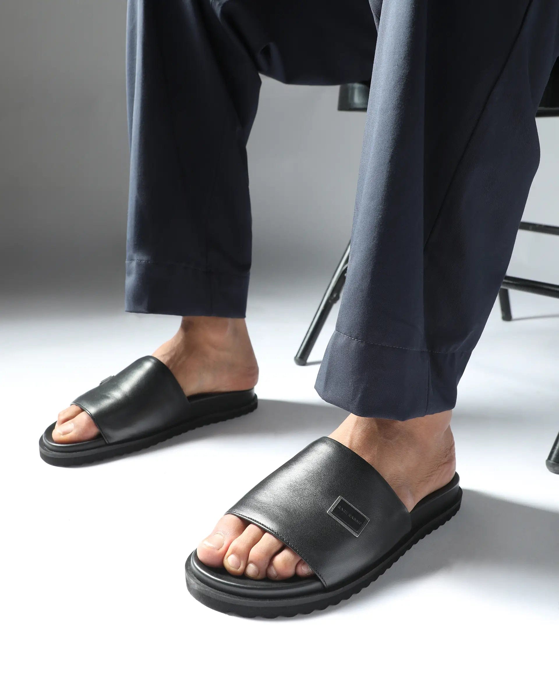 RAREZ Rare Rabbit Men Camden Black Leather Slip - On Closure Sandal