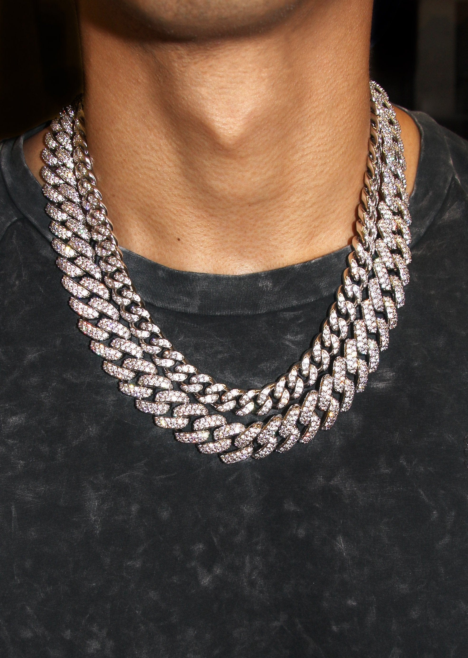 Manufacturer 31 White Gold Plated Mens Iced Out Miami Cuban Link Chain