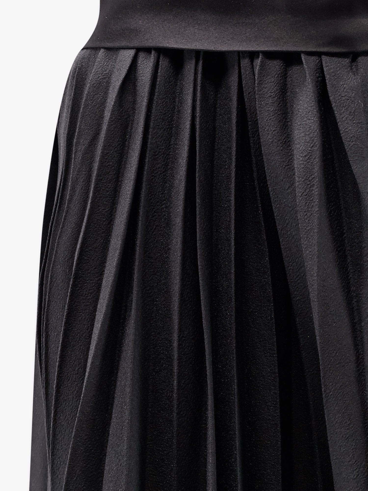 R2W Arissto pleated skirt