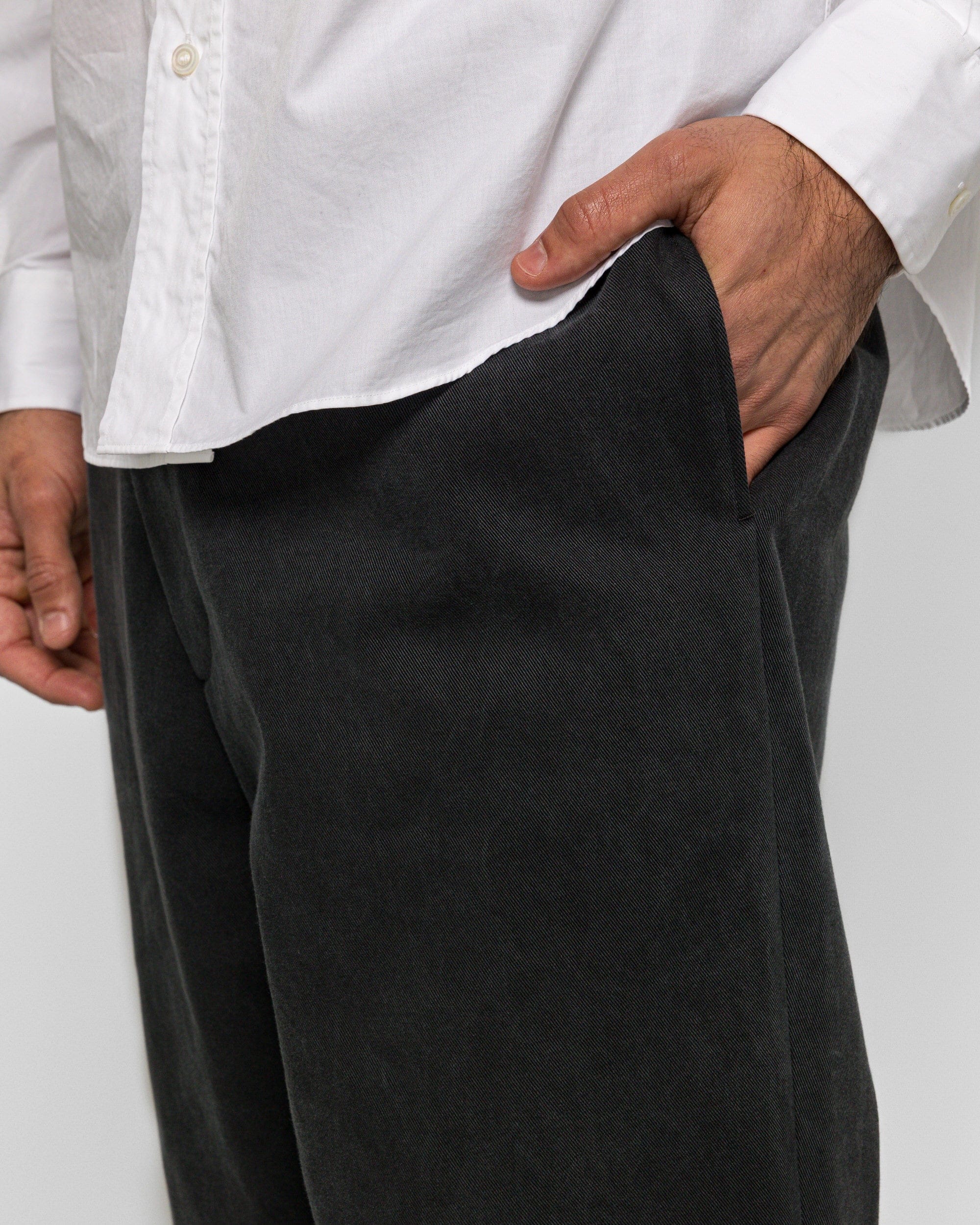 A.presse Type.3 Chino Trousers - Black