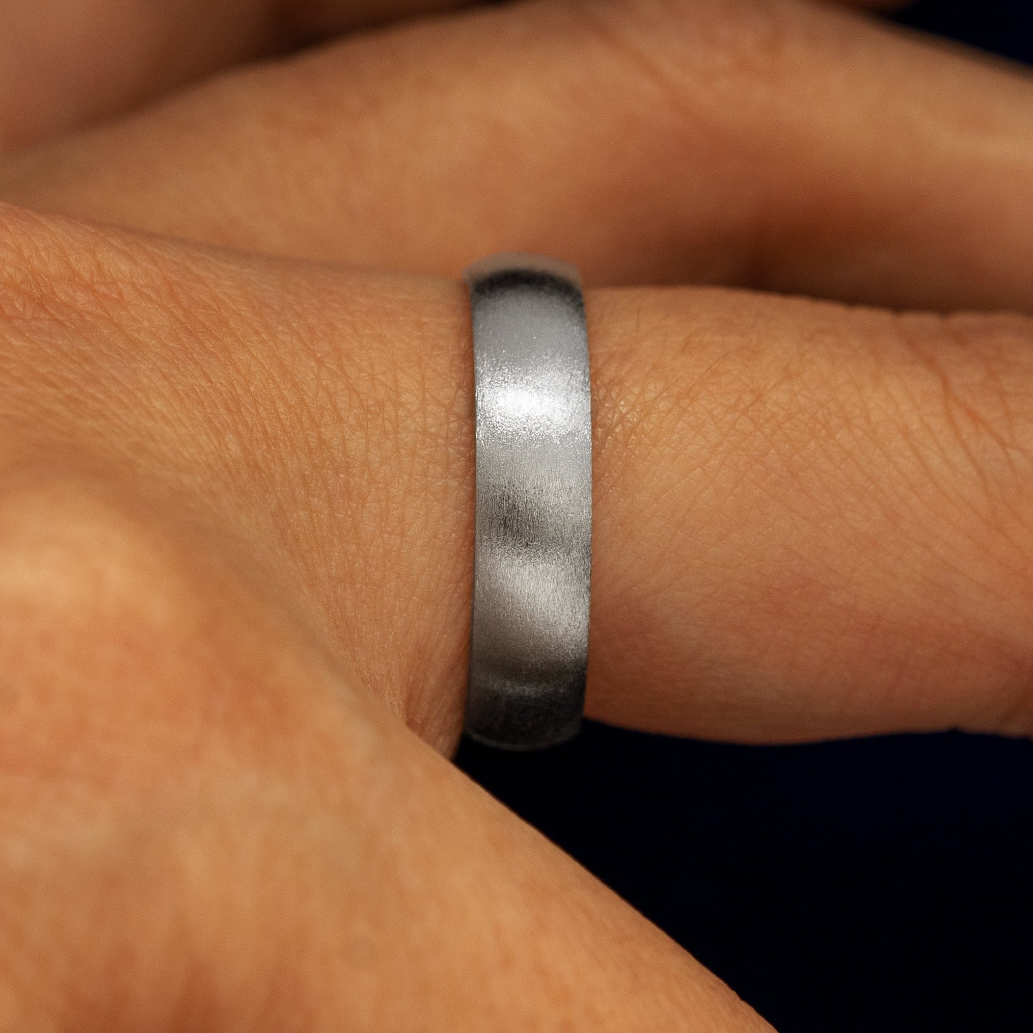 Automic Gold Studio Silver Curvy Matte Band