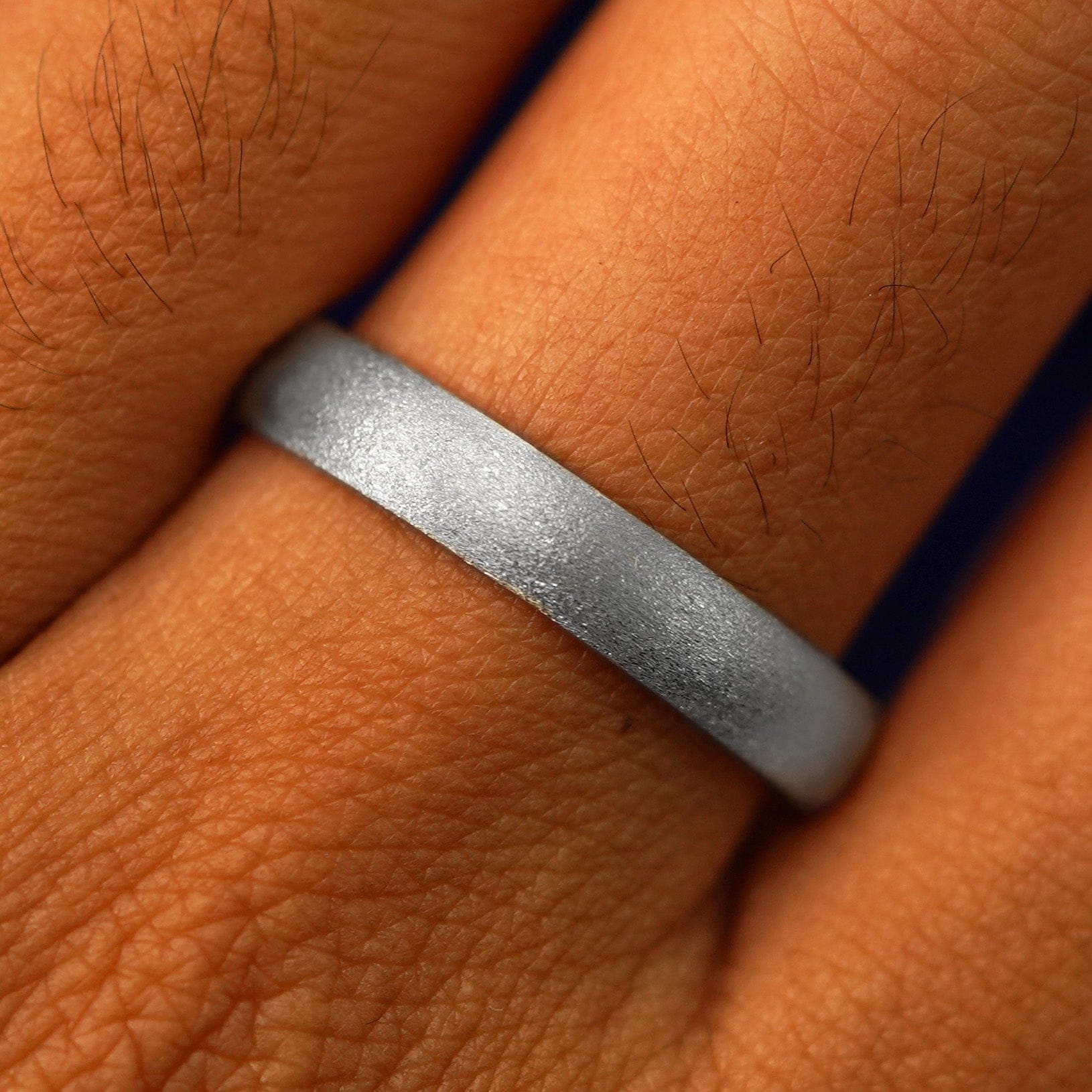 Automic Gold Studio Silver Curvy Stardust Band