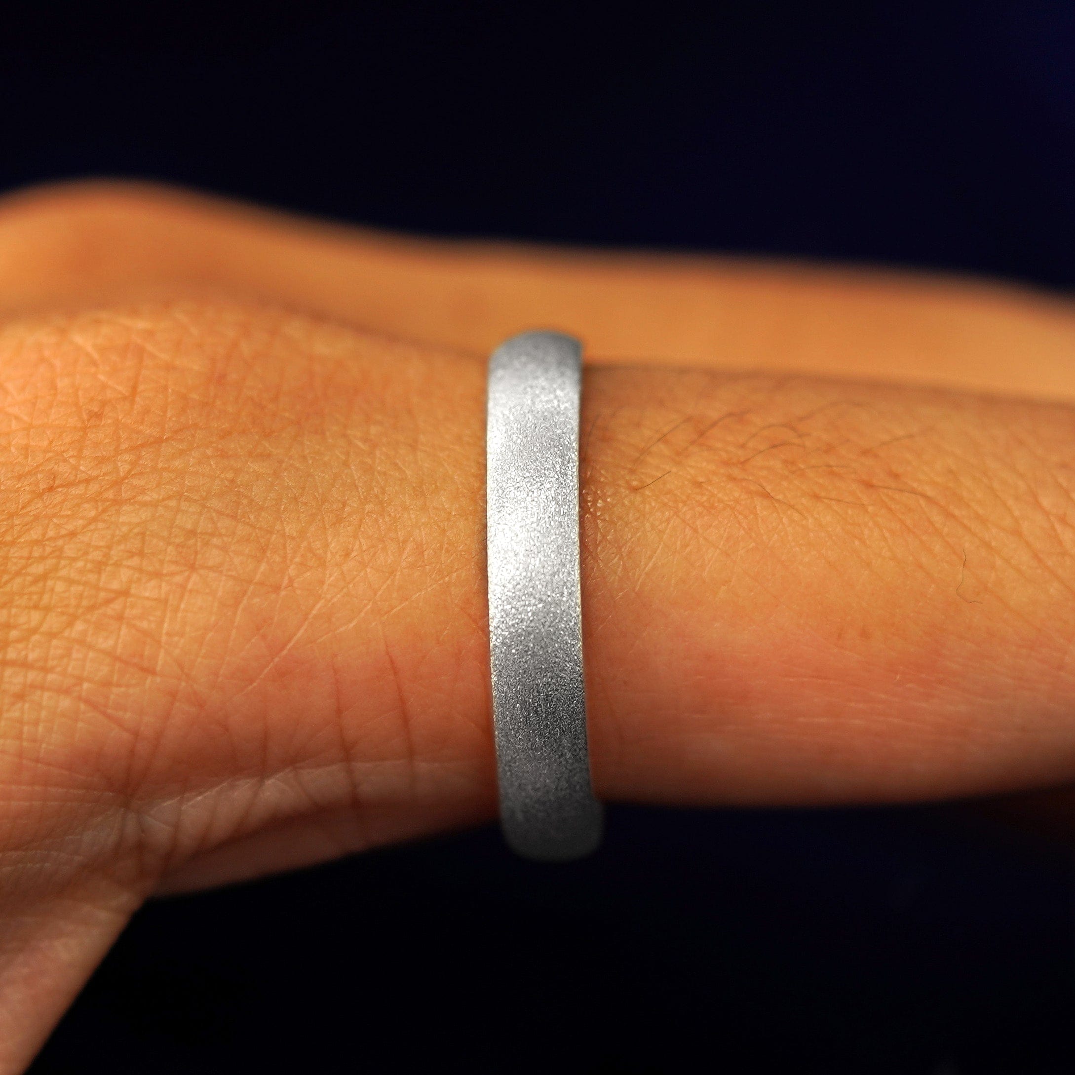 Automic Gold Studio Silver Curvy Stardust Band