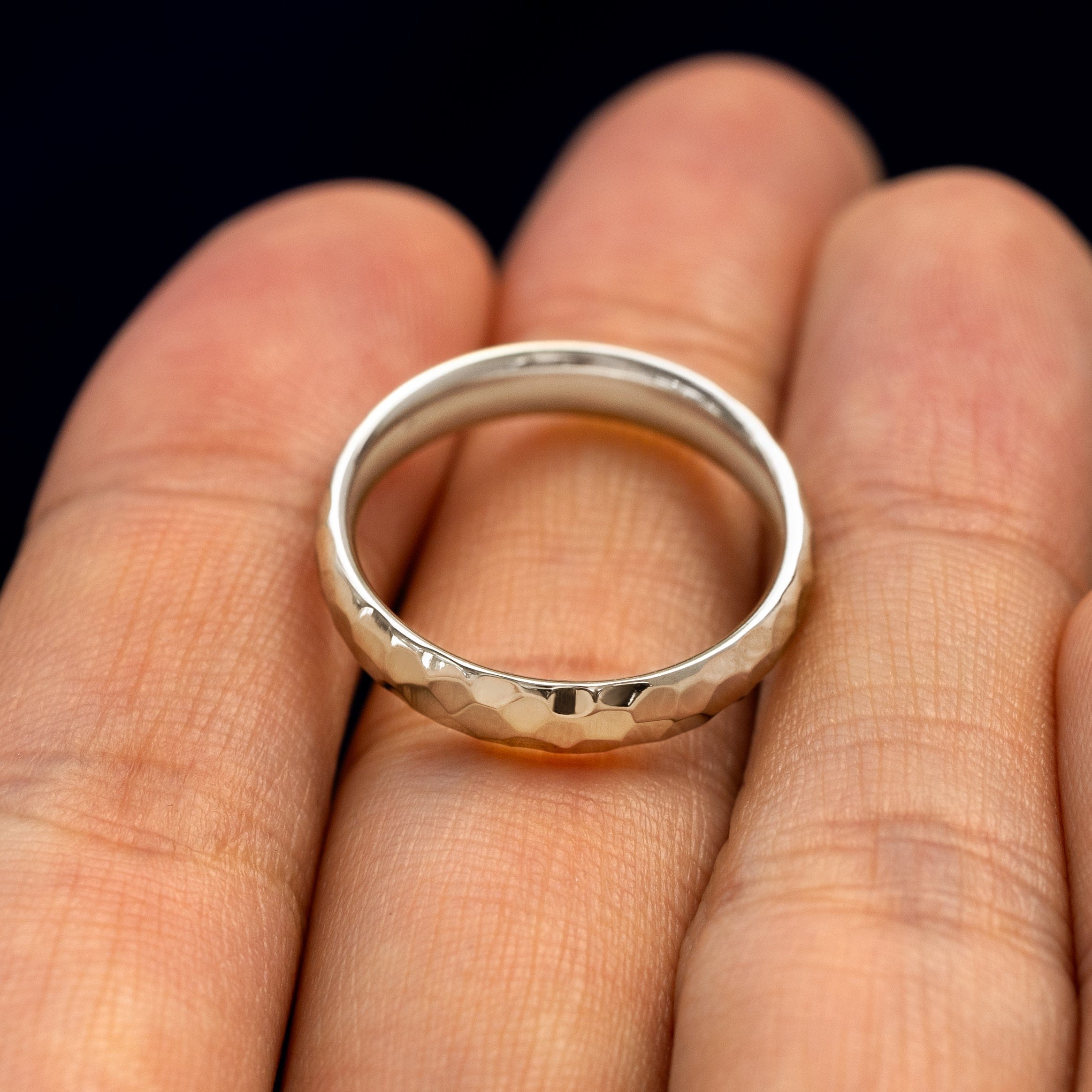 Automic Gold Studio Silver Curvy Hammered Band