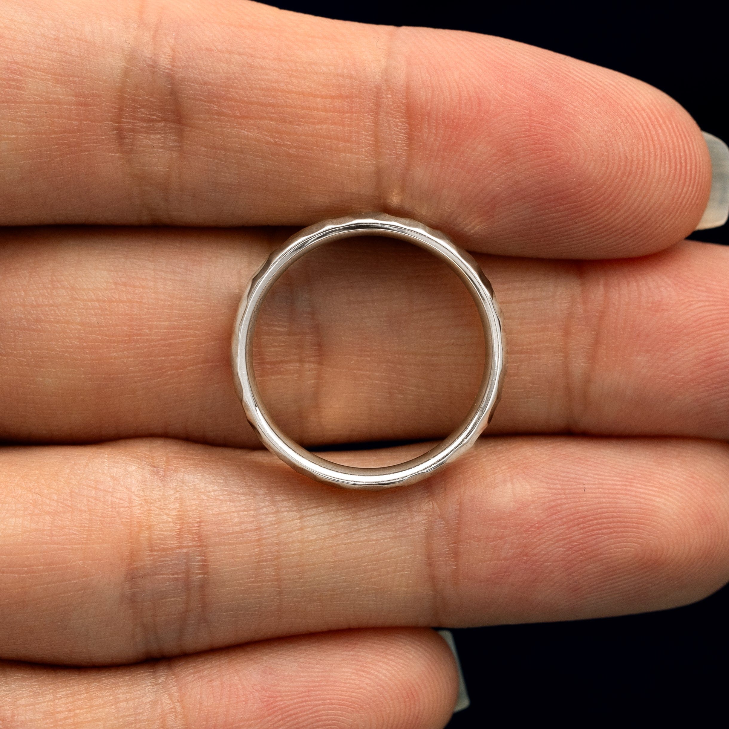 Automic Gold Studio Silver Curvy Hammered Band