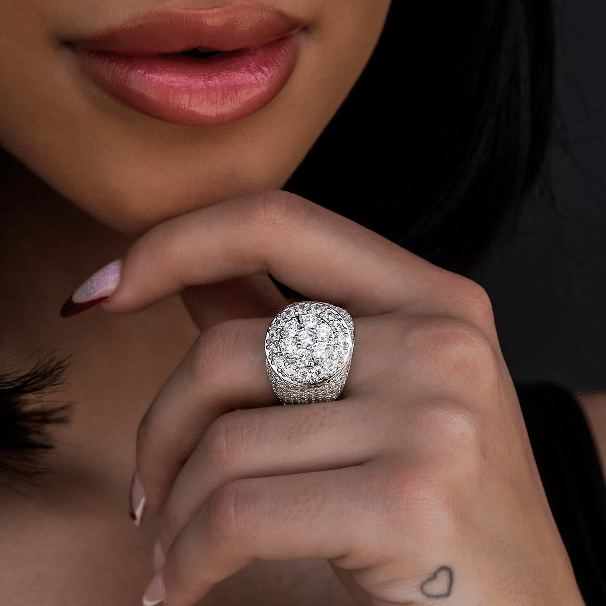 GLD Women Diamond Cluster Ring in White Gold Vermeil