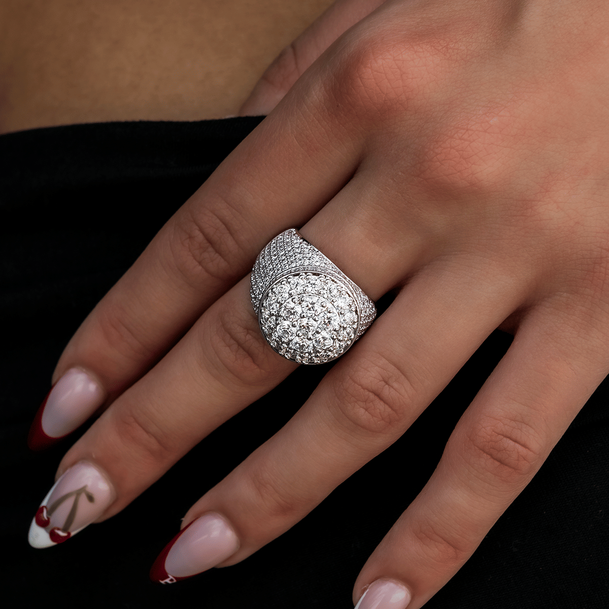 GLD Women Diamond Cluster Ring in White Gold Vermeil