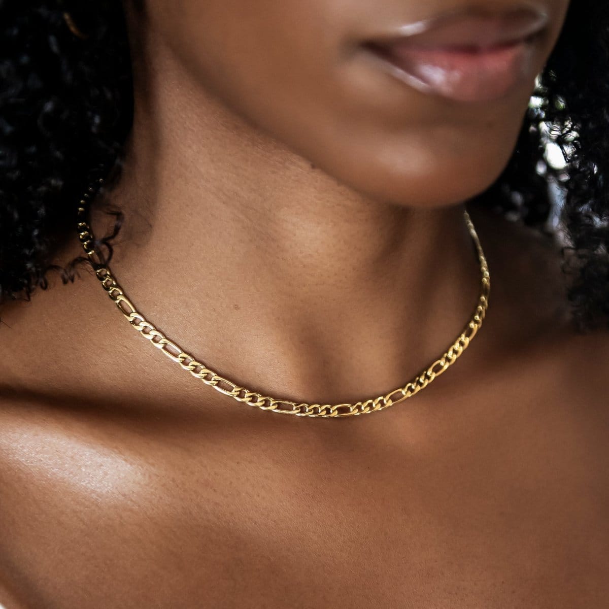 GLD Women Figaro Chain + Bracelet Bundle in Yellow Gold - 4 mm