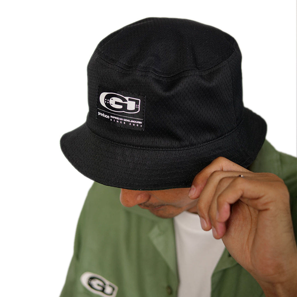REVERSIBLE Preduce GJ Reversible Mesh Bucket Hat