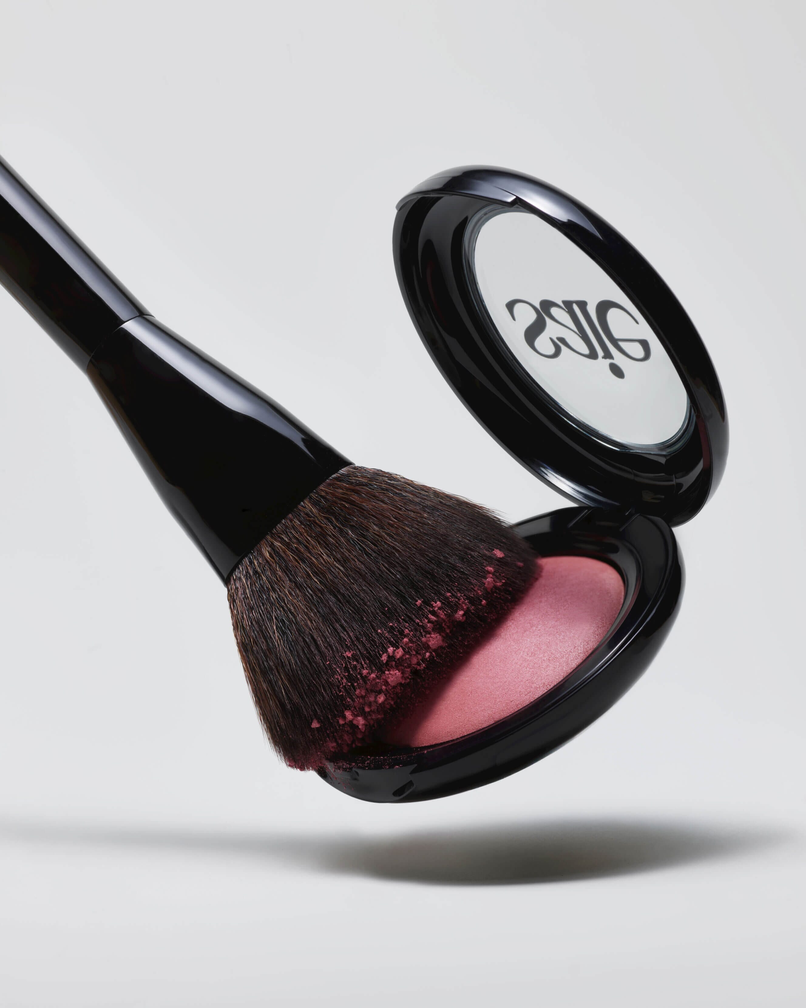 Saie The Powder Blush Brush