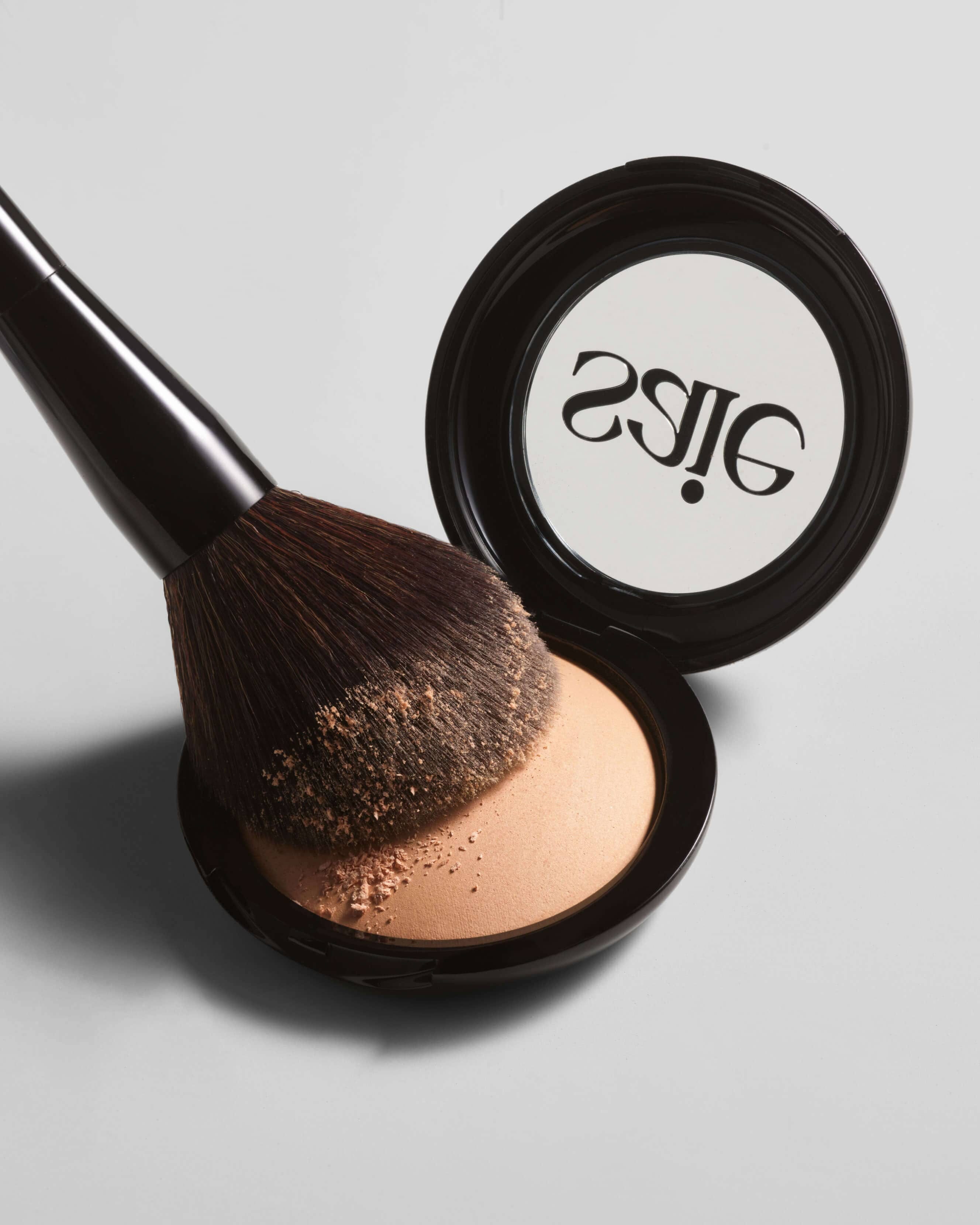 Saie The All - Over Powder Brush