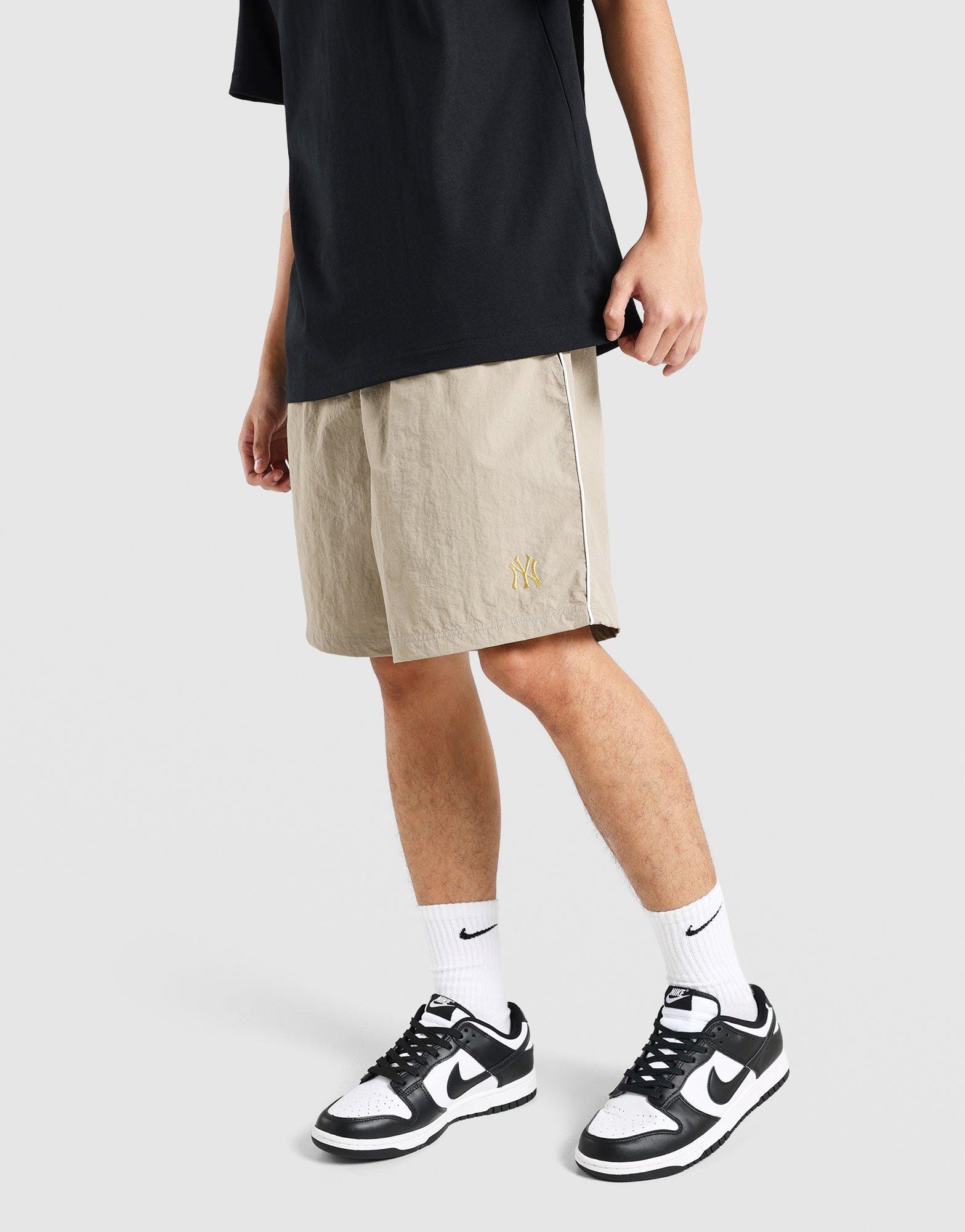 Majestic Pipe Beach Short