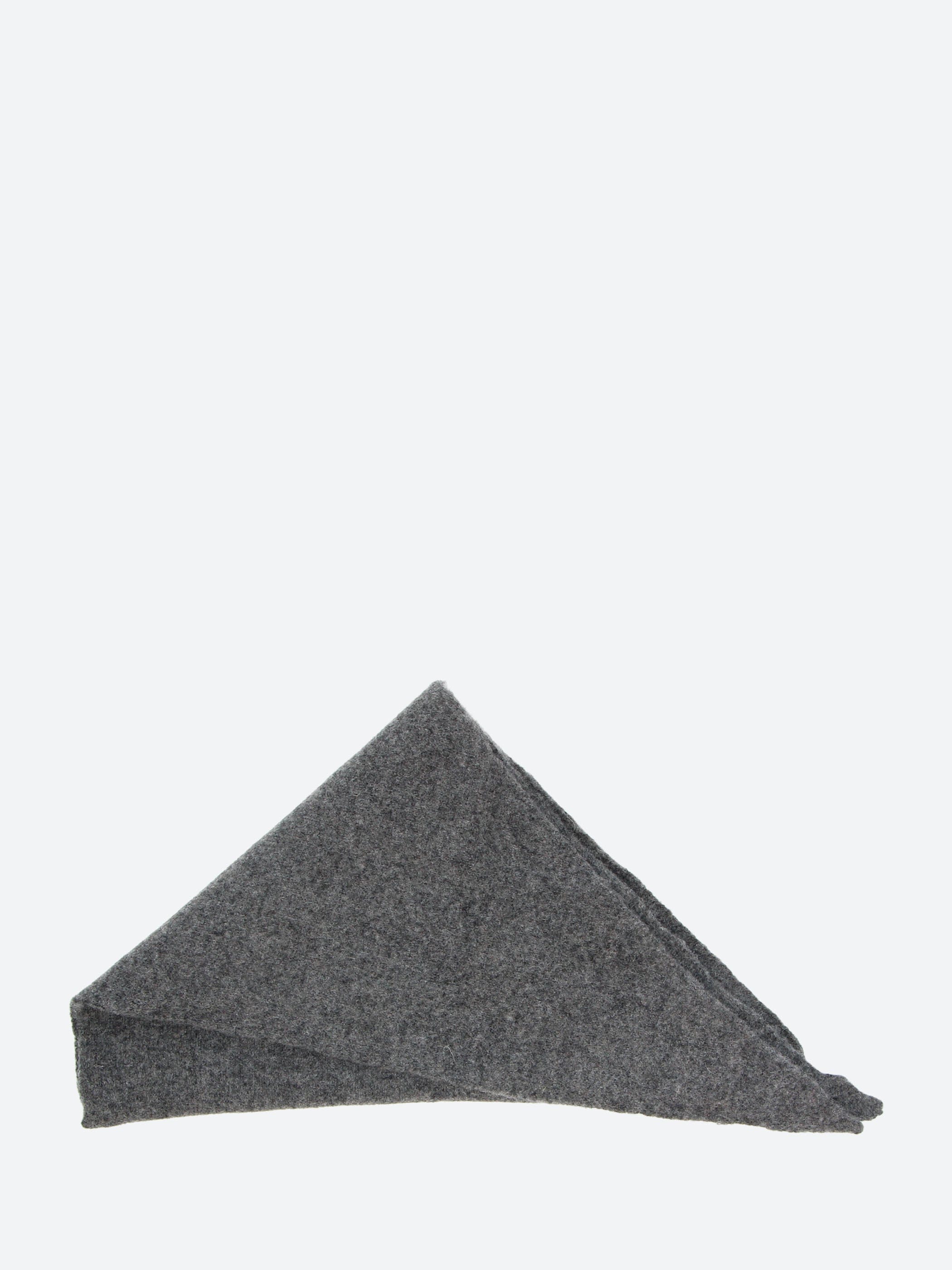 Kestin Alva Bandana