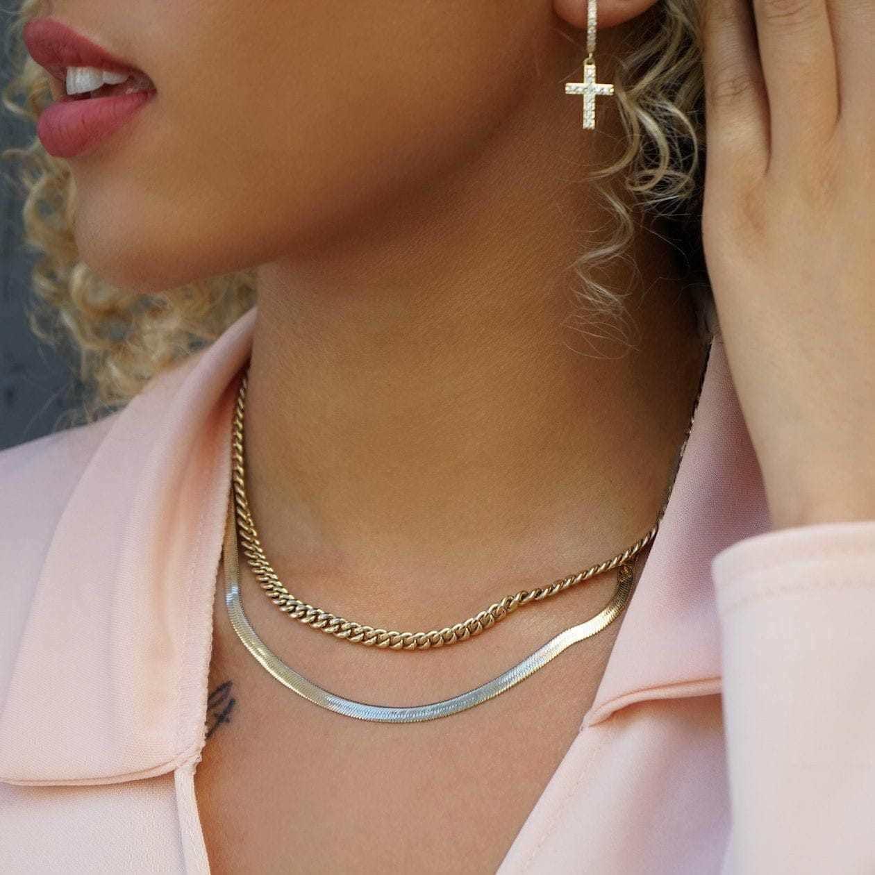 GLD Women 5 mm Cuban Link Chain + 4 mm Herringbone Necklace Bundle in Yellow Gold