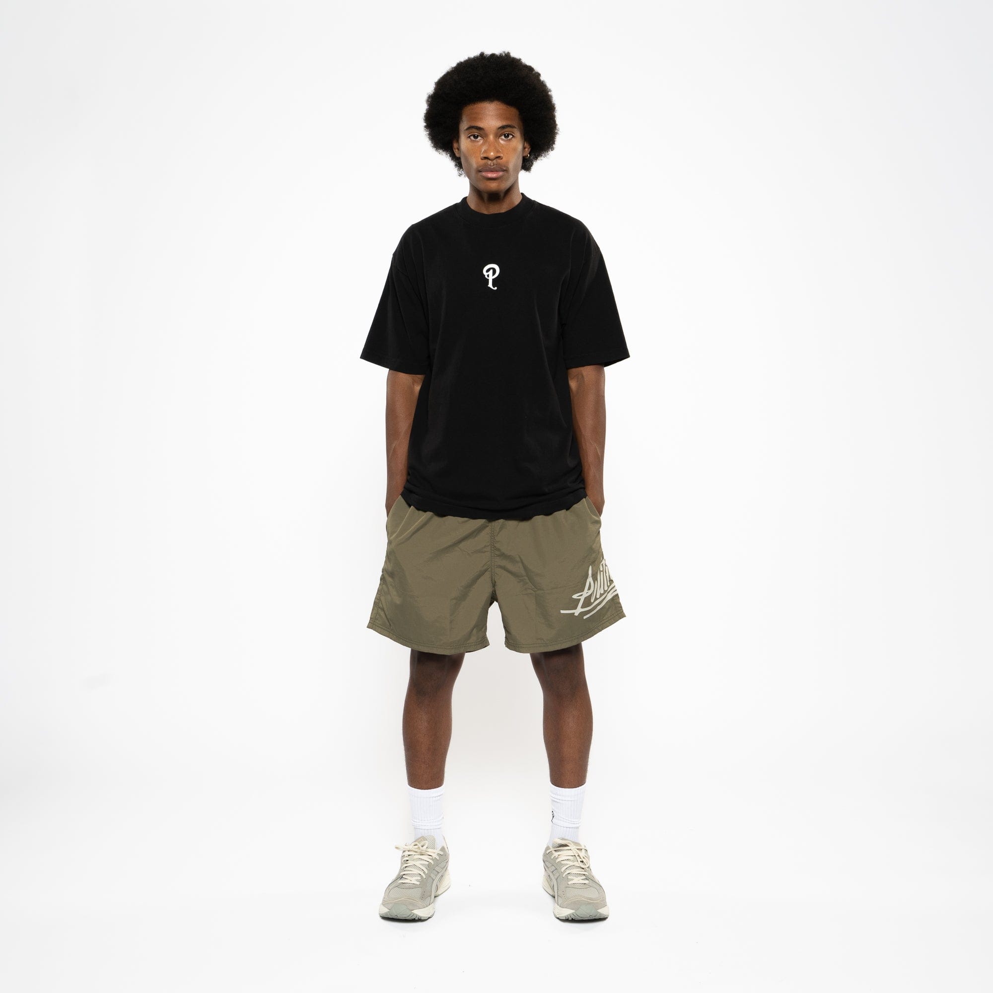 Logo Politics Center P Logo T-Shirt - Black