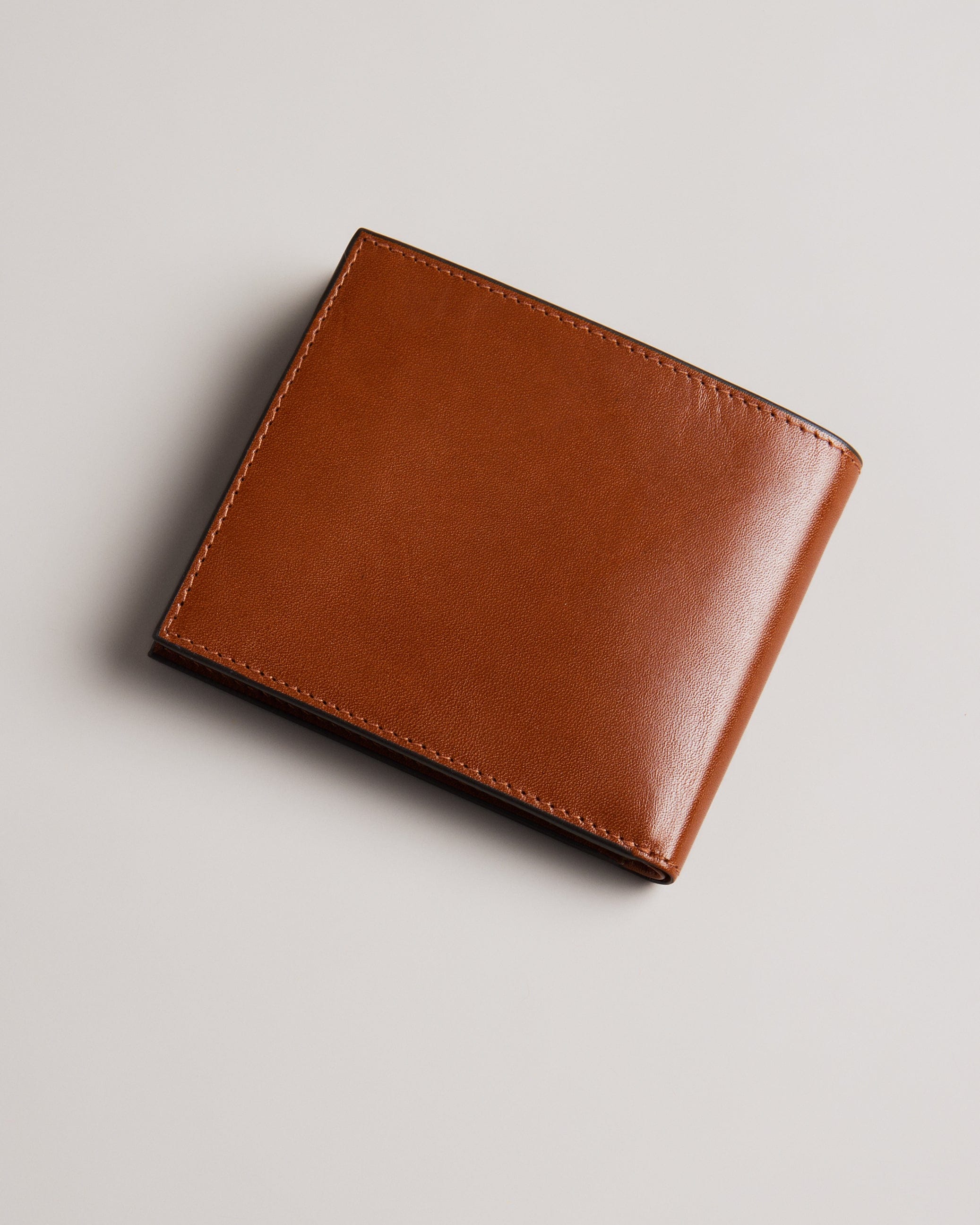 CORNER Prugs Embossed Corner Leather Bifold Coin Wallet Tan